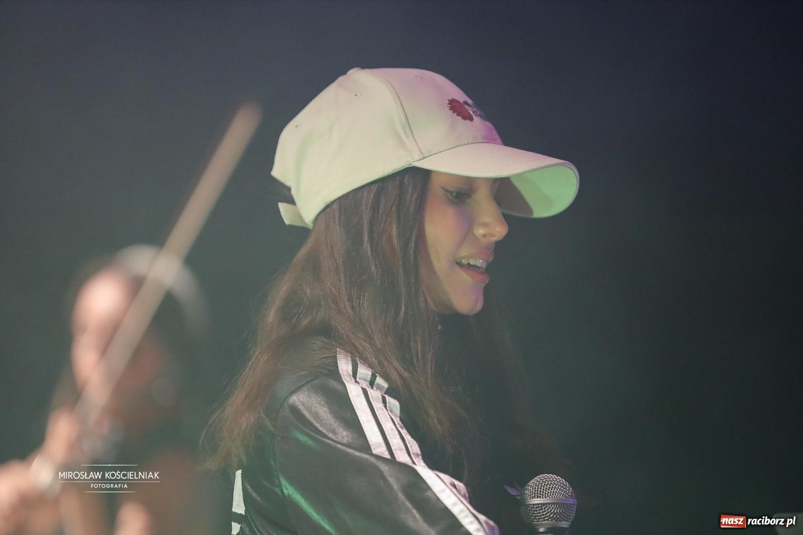 Zdjęcie w galerii na portalu naszraciborz.pl: Racibórz świętował dożynki miejskie na Zamku Piastowskim. Diiya na finał wiadomości z regionu