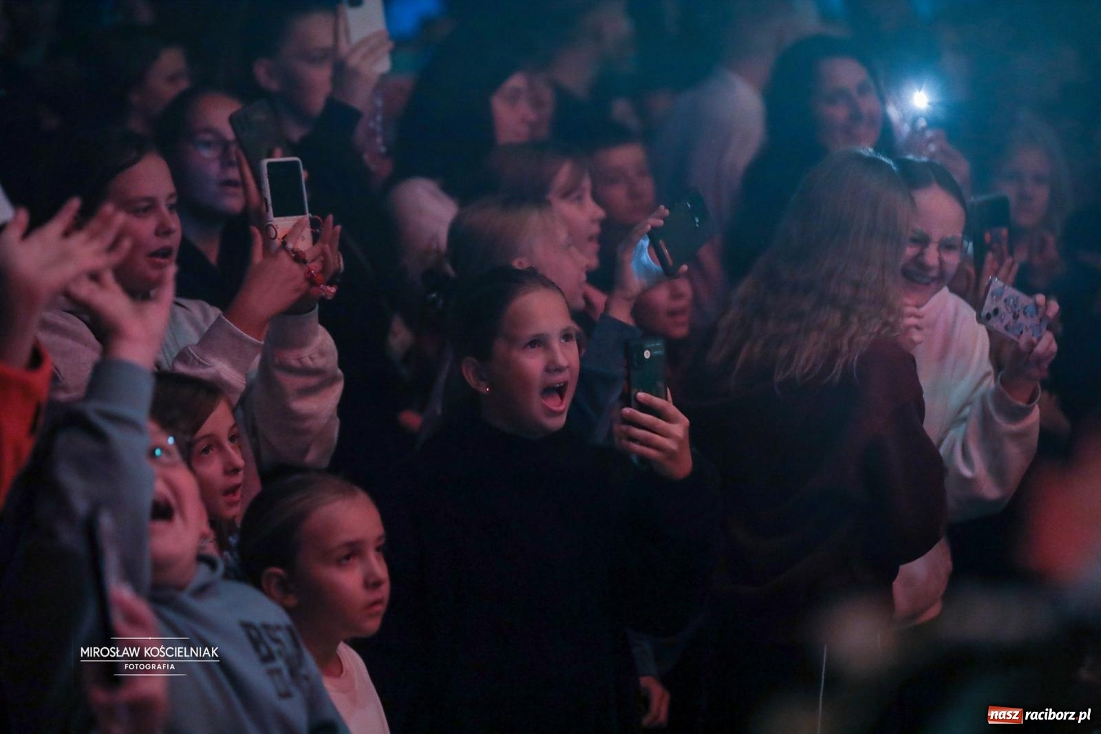 Zdjęcie w galerii na portalu naszraciborz.pl: Racibórz świętował dożynki miejskie na Zamku Piastowskim. Diiya na finał wiadomości z regionu