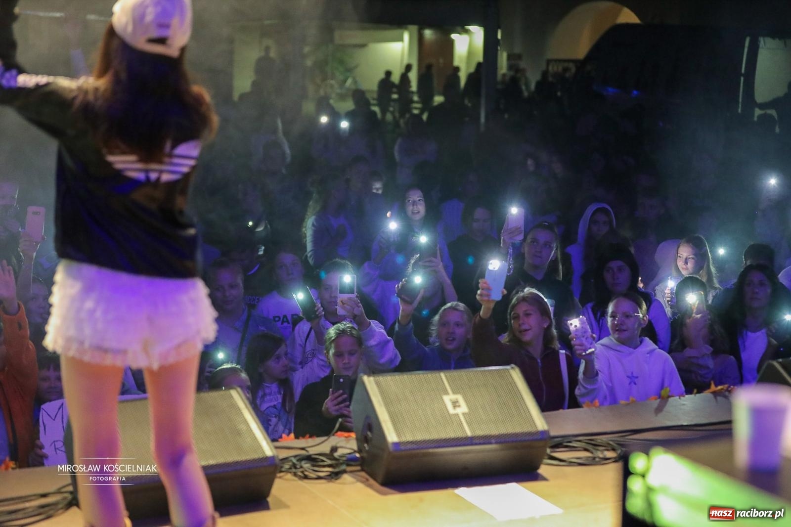 Zdjęcie w galerii na portalu naszraciborz.pl: Racibórz świętował dożynki miejskie na Zamku Piastowskim. Diiya na finał wiadomości z regionu