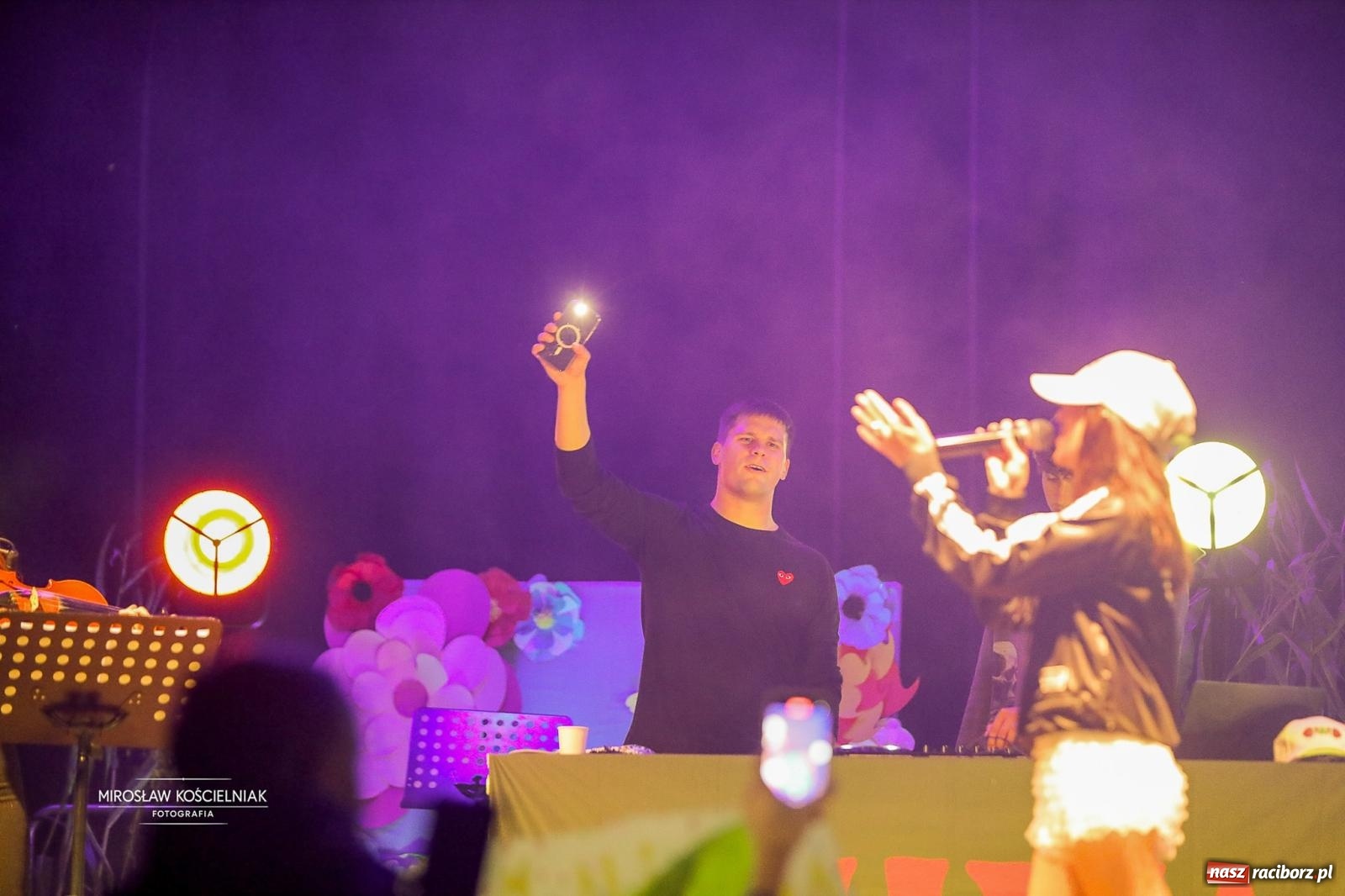 Zdjęcie w galerii na portalu naszraciborz.pl: Racibórz świętował dożynki miejskie na Zamku Piastowskim. Diiya na finał wiadomości z regionu