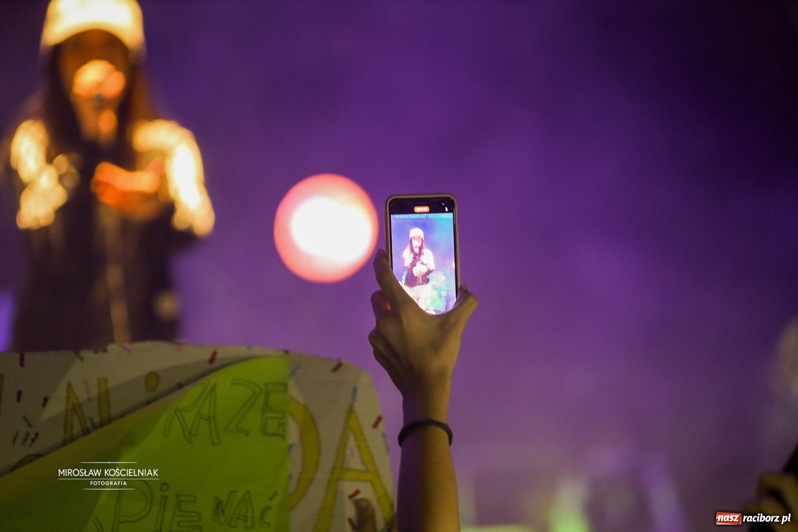 Zdjęcie w galerii na portalu naszraciborz.pl: Racibórz świętował dożynki miejskie na Zamku Piastowskim. Diiya na finał wiadomości z regionu