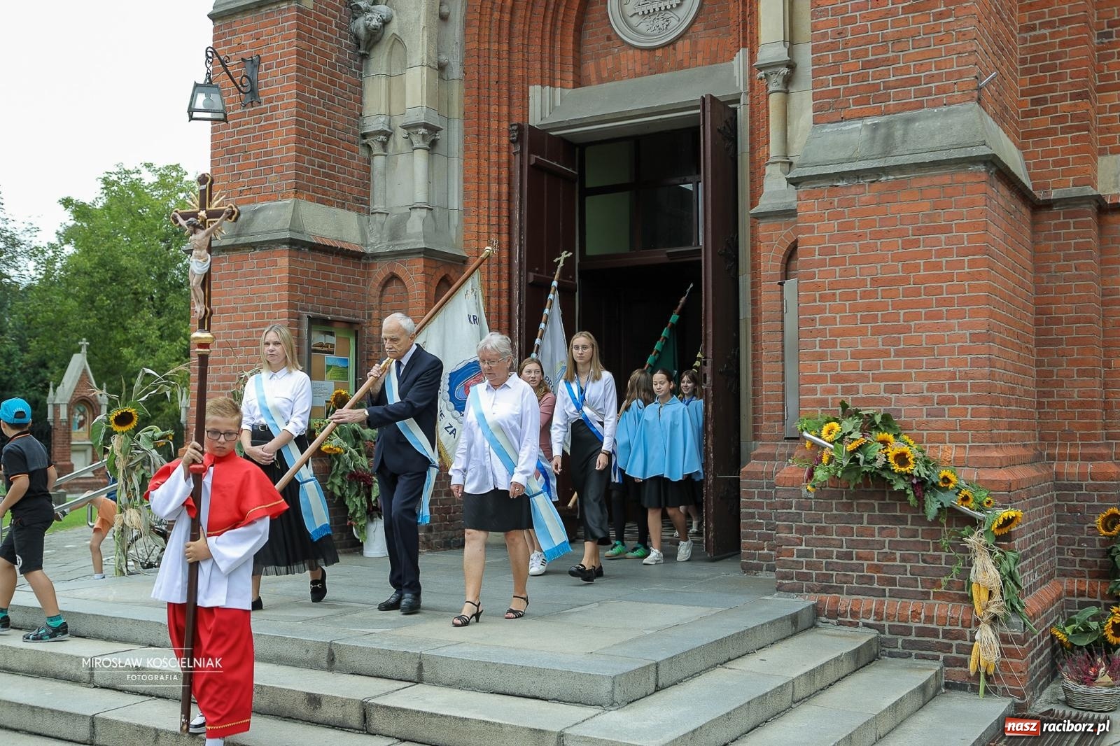 Zdjęcie w galerii na portalu naszraciborz.pl: Racibórz świętował dożynki miejskie na Zamku Piastowskim. Diiya na finał wiadomości z regionu