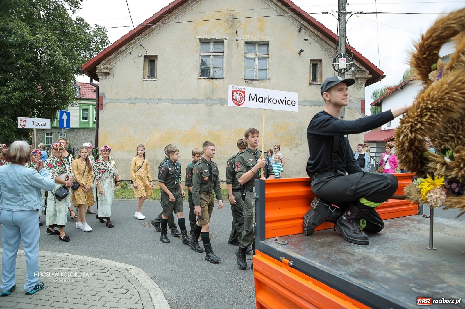 Zdjęcie w galerii na portalu naszraciborz.pl: Racibórz świętował dożynki miejskie na Zamku Piastowskim. Diiya na finał wiadomości z regionu