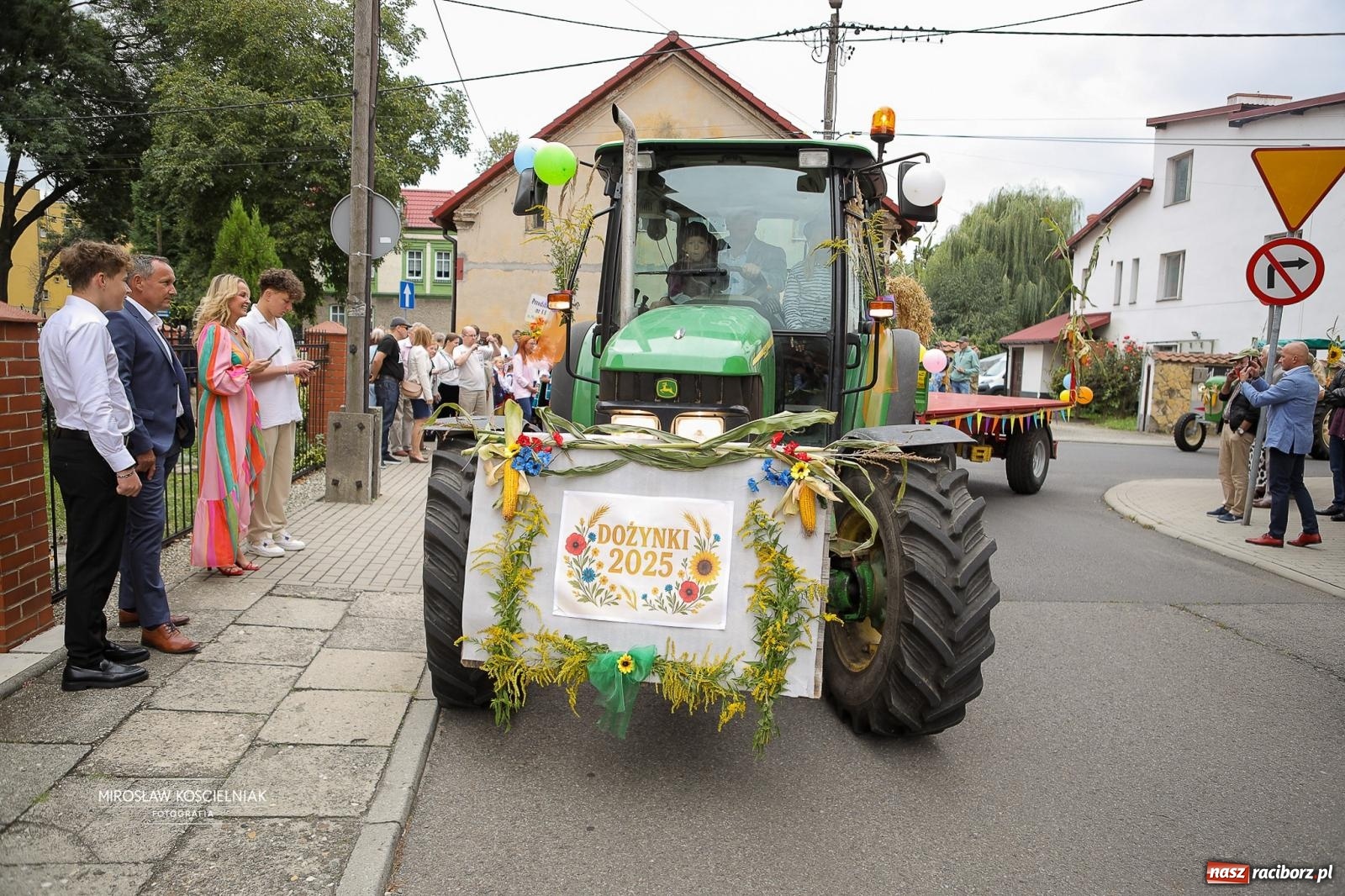 Zdjęcie w galerii na portalu naszraciborz.pl: Racibórz świętował dożynki miejskie na Zamku Piastowskim. Diiya na finał wiadomości z regionu