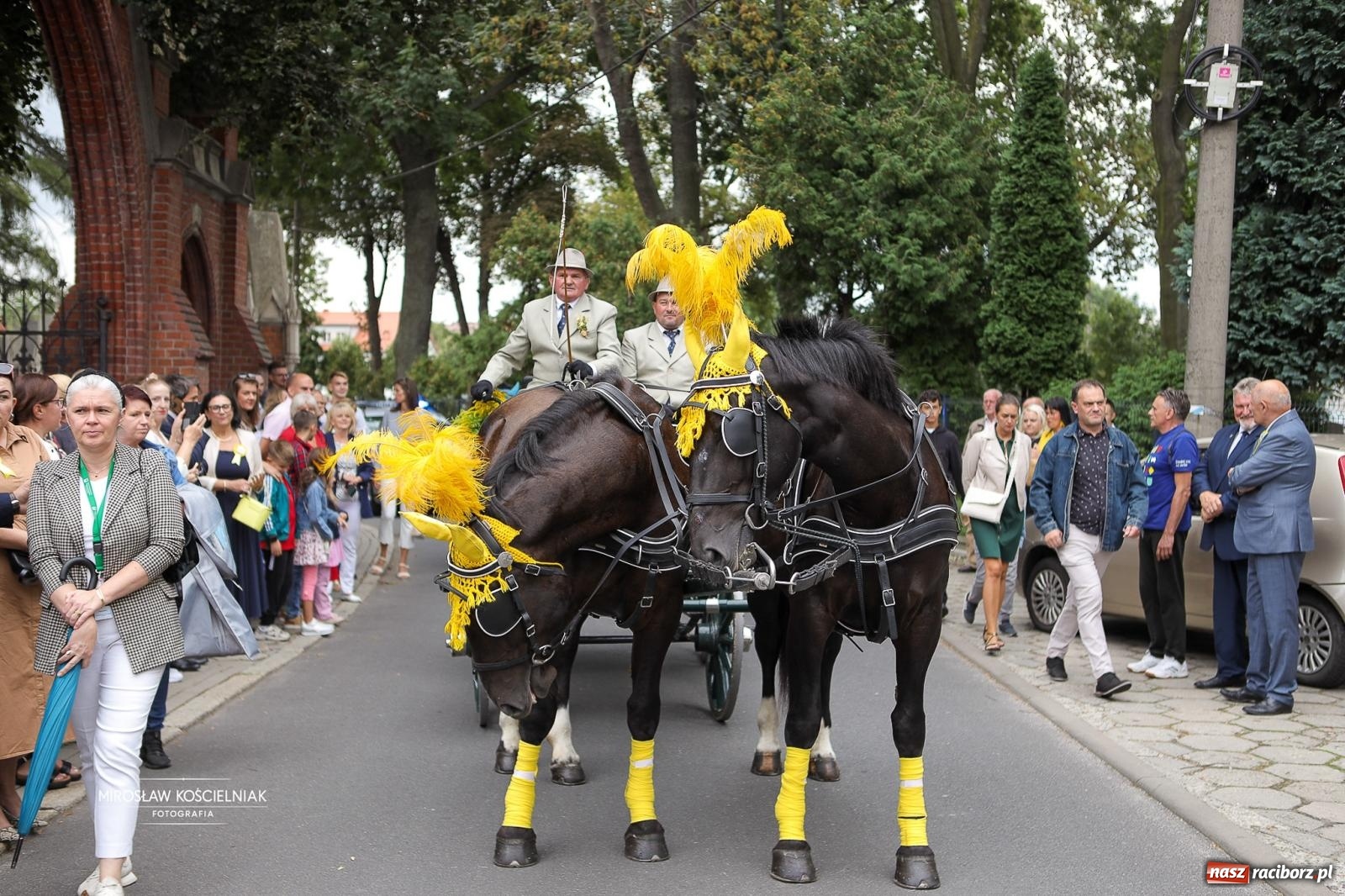 Zdjęcie w galerii na portalu naszraciborz.pl: Racibórz świętował dożynki miejskie na Zamku Piastowskim. Diiya na finał wiadomości z regionu