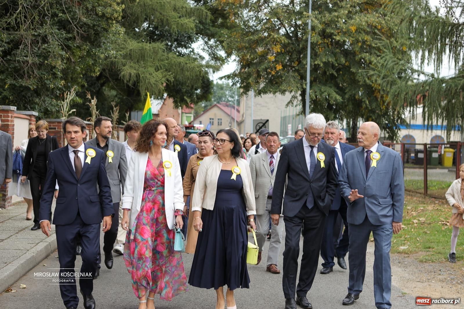 Zdjęcie w galerii na portalu naszraciborz.pl: Racibórz świętował dożynki miejskie na Zamku Piastowskim. Diiya na finał wiadomości z regionu