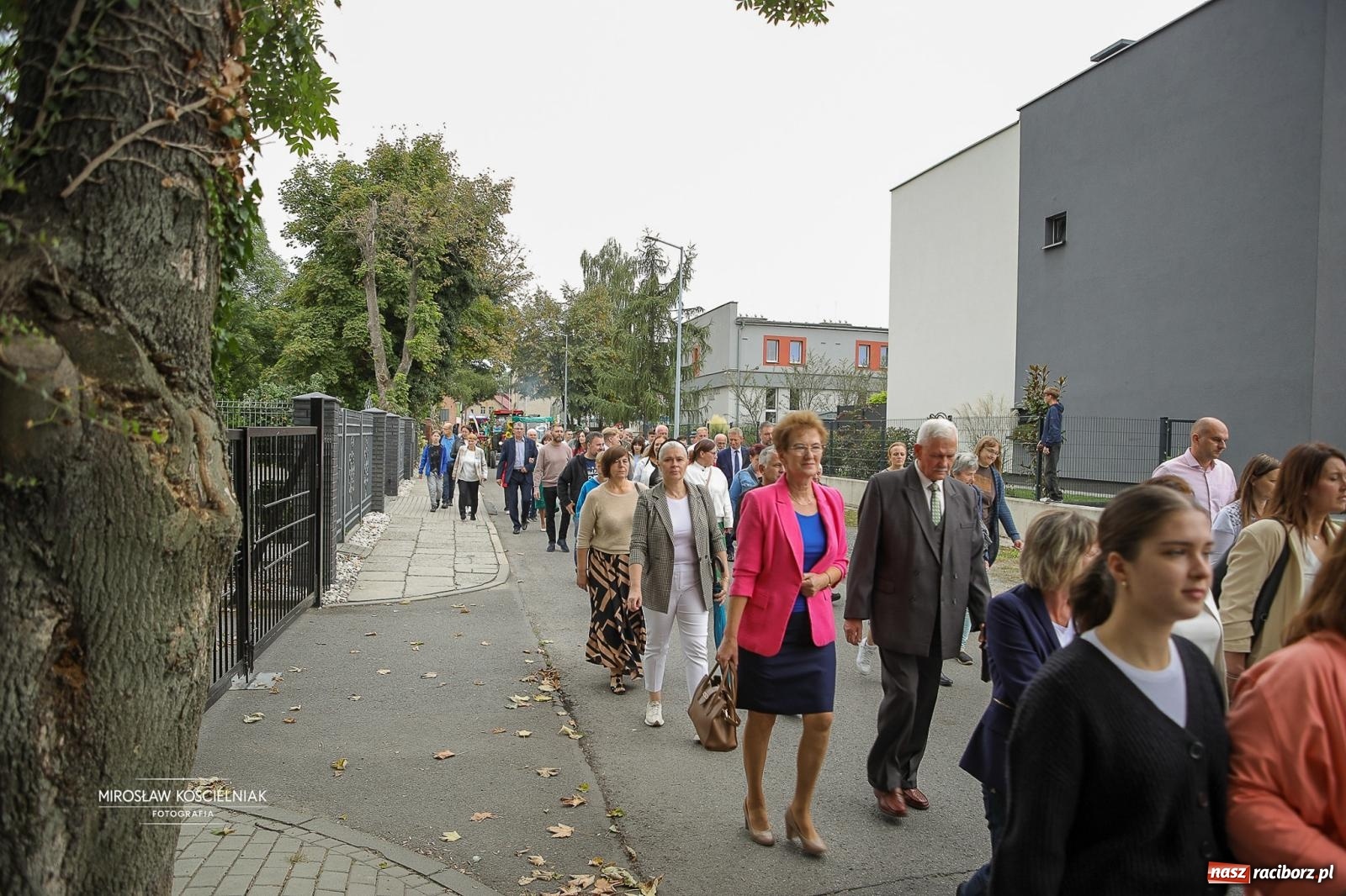 Zdjęcie w galerii na portalu naszraciborz.pl: Racibórz świętował dożynki miejskie na Zamku Piastowskim. Diiya na finał wiadomości z regionu