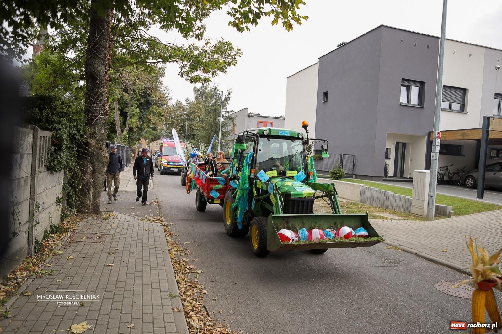 Zdjęcie w galerii na portalu naszraciborz.pl: Racibórz świętował dożynki miejskie na Zamku Piastowskim. Diiya na finał wiadomości z regionu