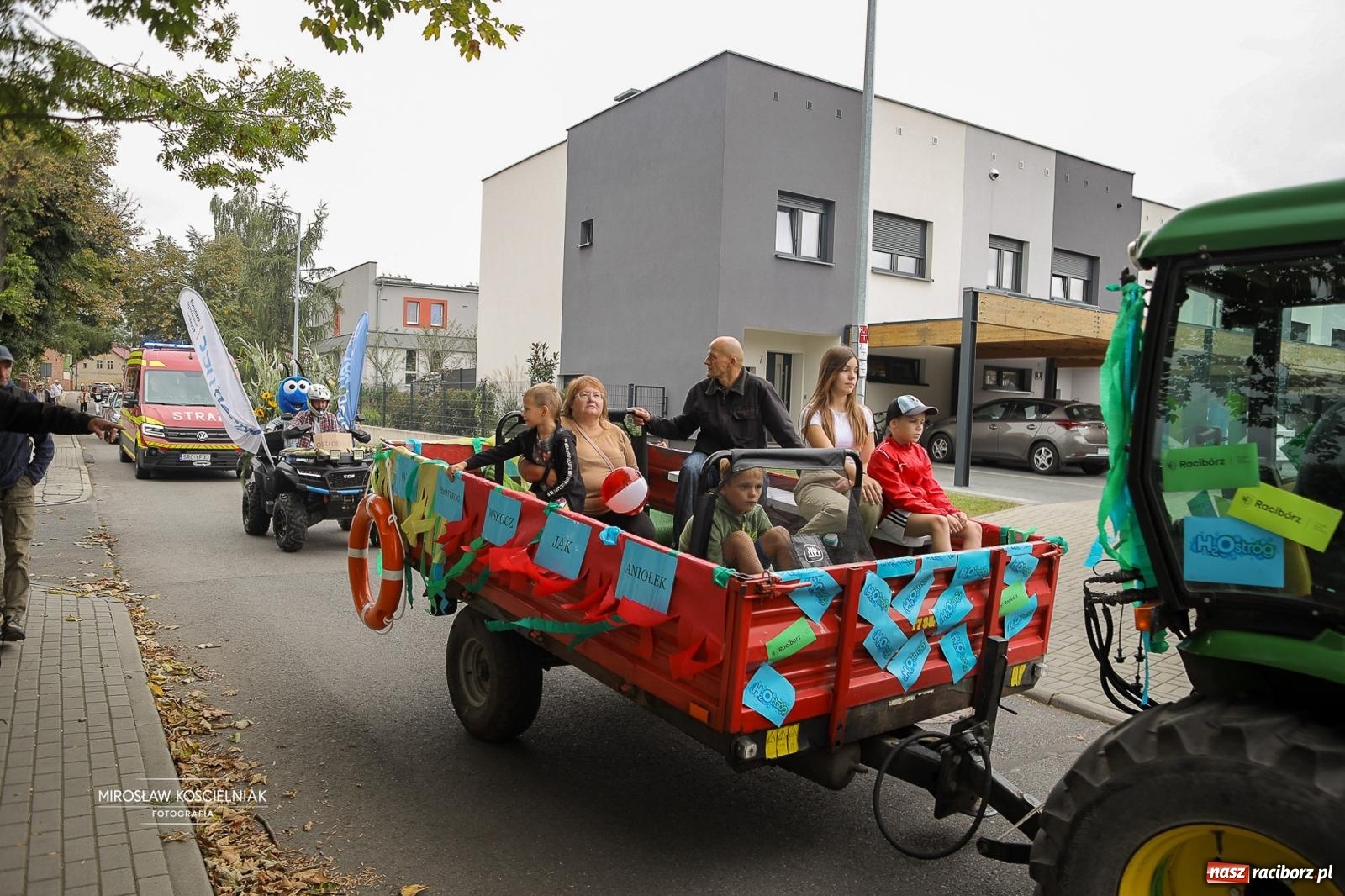 Zdjęcie w galerii na portalu naszraciborz.pl: Racibórz świętował dożynki miejskie na Zamku Piastowskim. Diiya na finał wiadomości z regionu