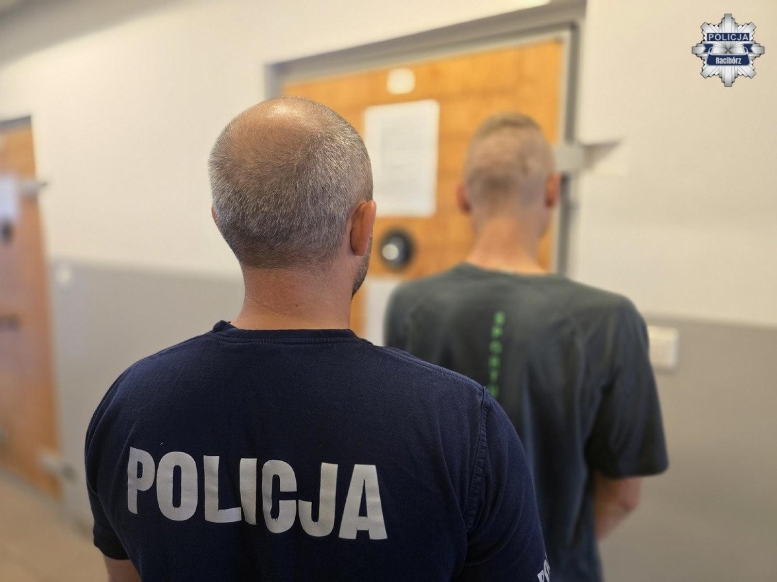 Zdjęcie w galerii na portalu naszraciborz.pl: Złodziej z Czech w rękach krzyżanowickich śledczych wiadomości z regionu