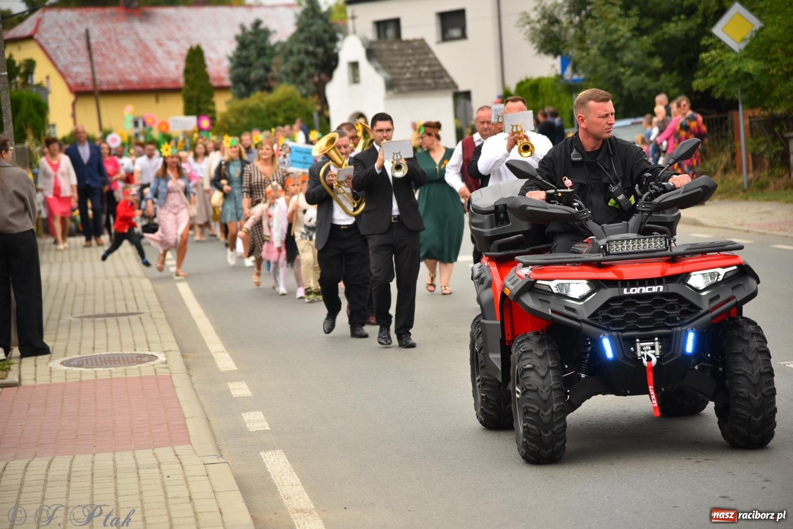Zdjęcie w galerii na portalu naszraciborz.pl: Dożynki w Krzanowicach już za nami – zdjęcia na bis! wiadomości z regionu
