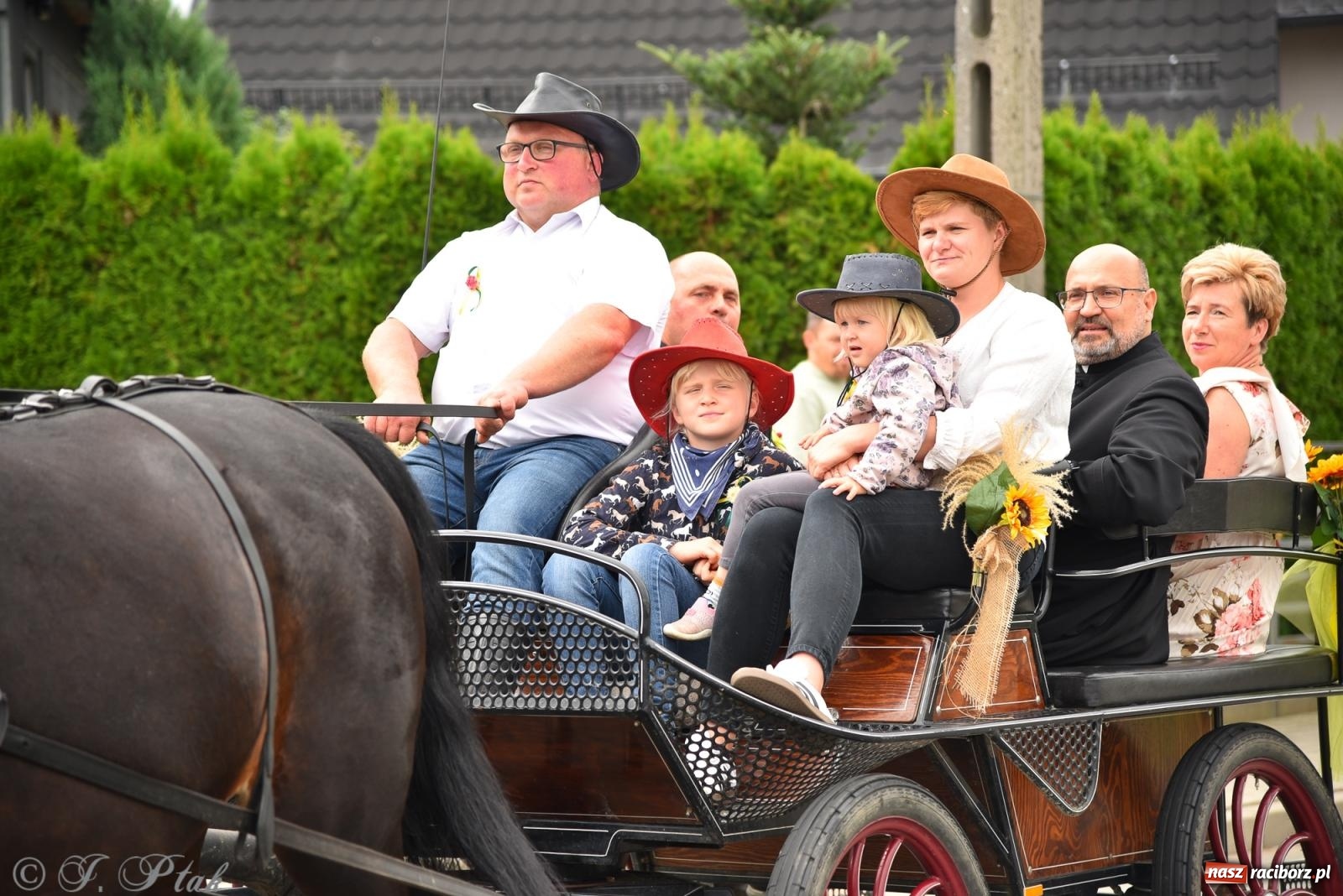 Zdjęcie w galerii na portalu naszraciborz.pl: Dożynki w Krzanowicach już za nami – zdjęcia na bis! wiadomości z regionu