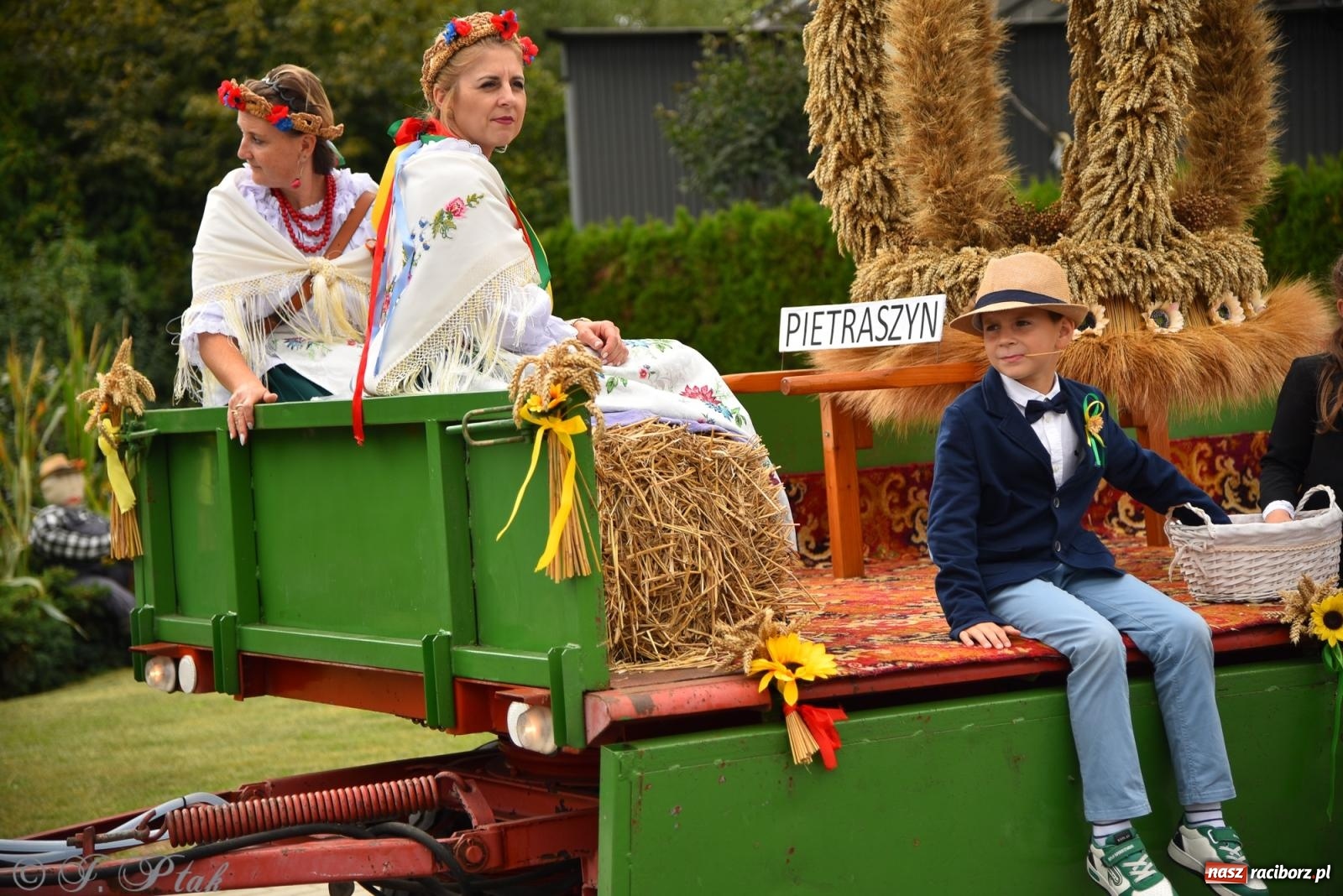 Zdjęcie w galerii na portalu naszraciborz.pl: Dożynki w Krzanowicach już za nami – zdjęcia na bis! wiadomości z regionu