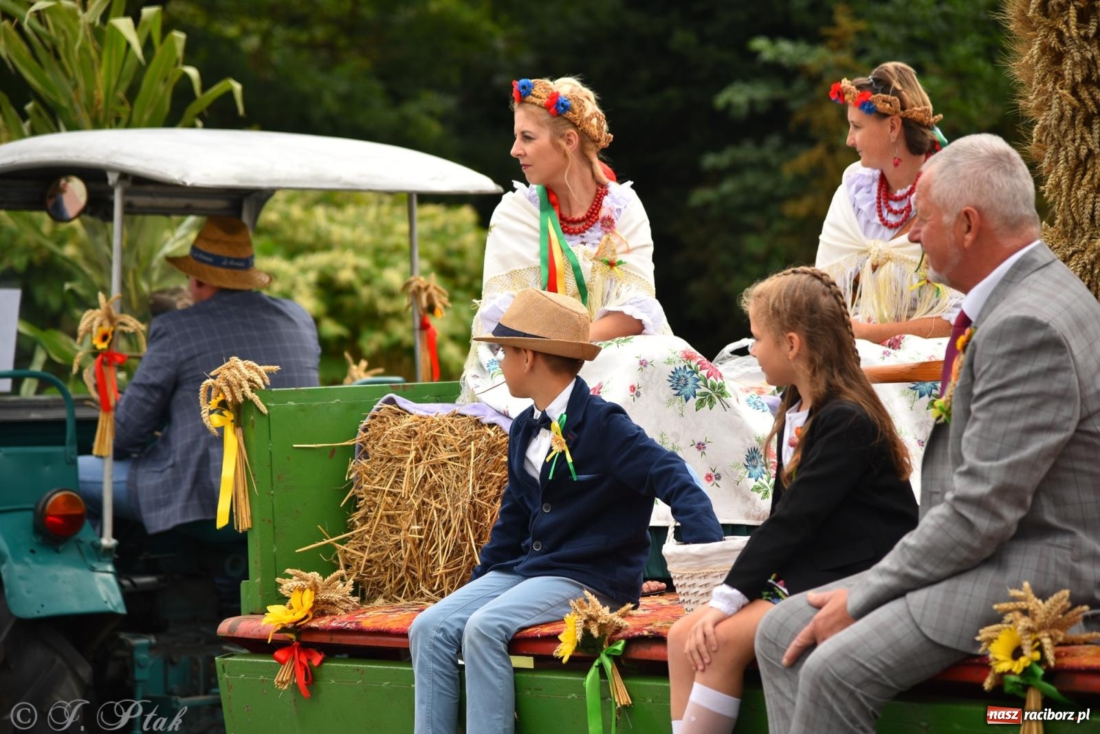 Zdjęcie w galerii na portalu naszraciborz.pl: Dożynki w Krzanowicach już za nami – zdjęcia na bis! wiadomości z regionu