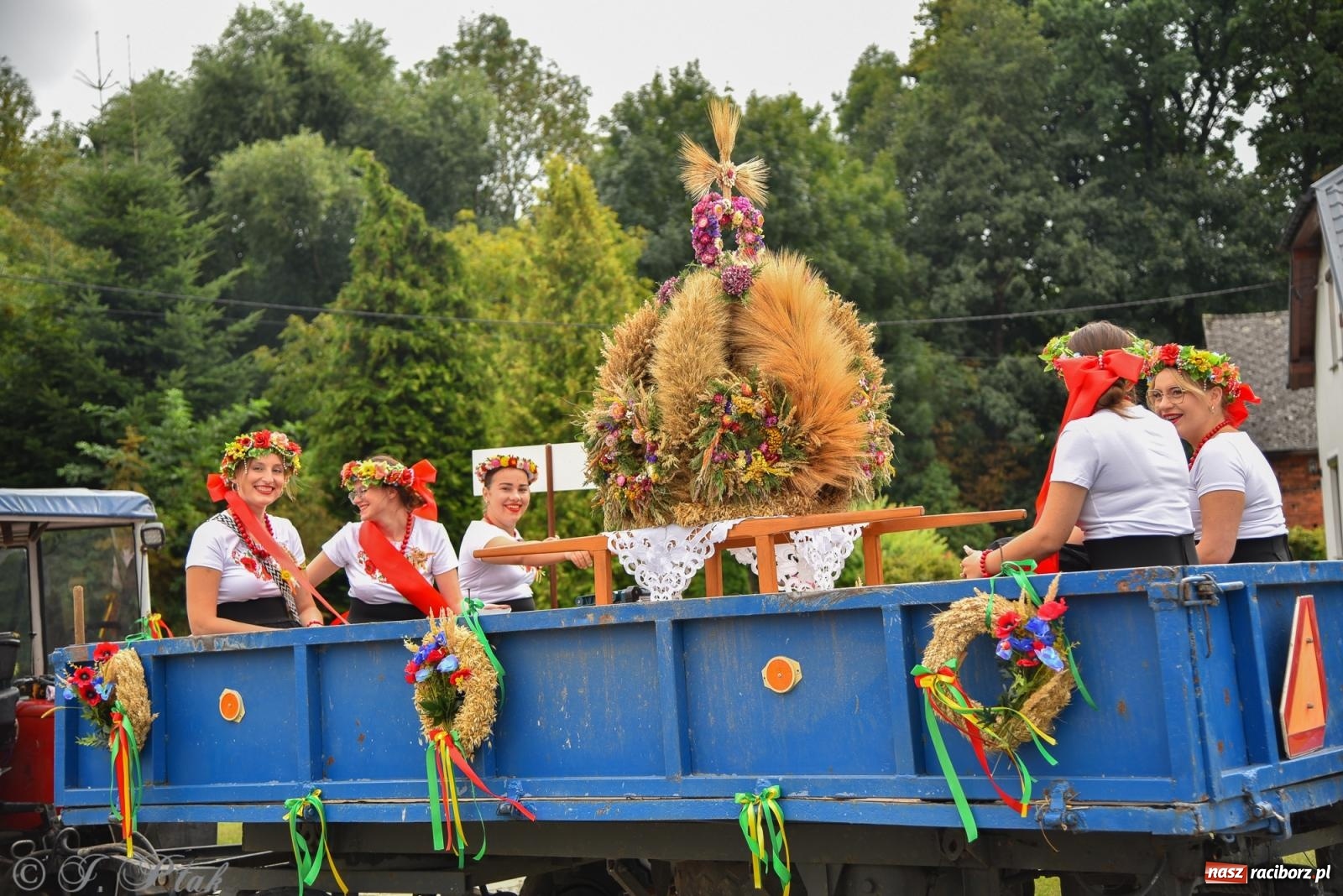 Zdjęcie w galerii na portalu naszraciborz.pl: Dożynki w Krzanowicach już za nami – zdjęcia na bis! wiadomości z regionu