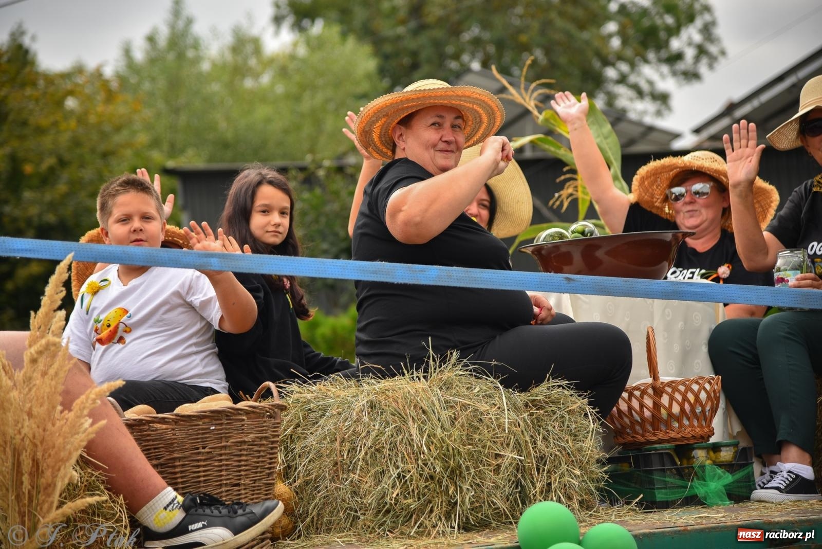 Zdjęcie w galerii na portalu naszraciborz.pl: Dożynki w Krzanowicach już za nami – zdjęcia na bis! wiadomości z regionu