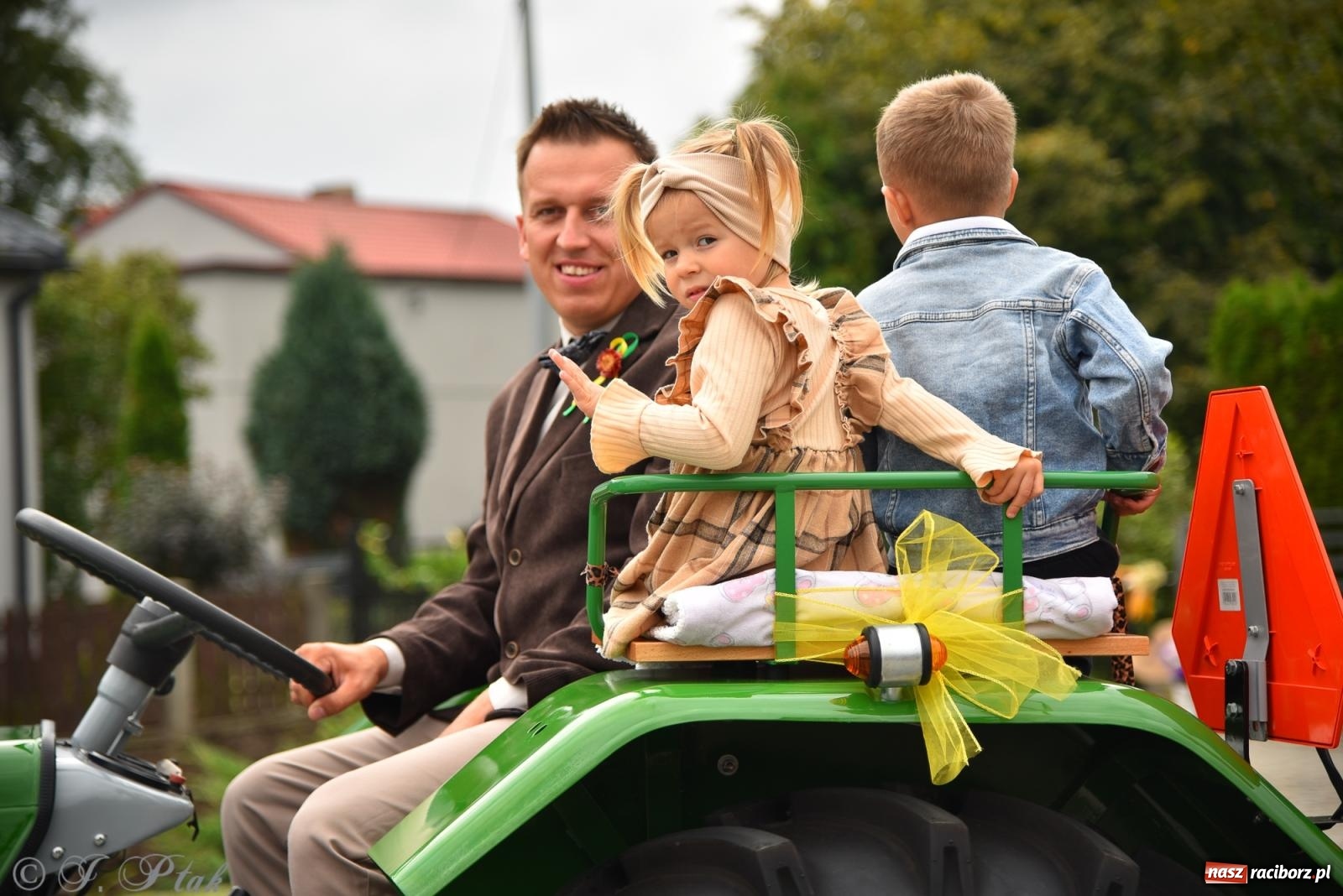 Zdjęcie w galerii na portalu naszraciborz.pl: Dożynki w Krzanowicach już za nami – zdjęcia na bis! wiadomości z regionu