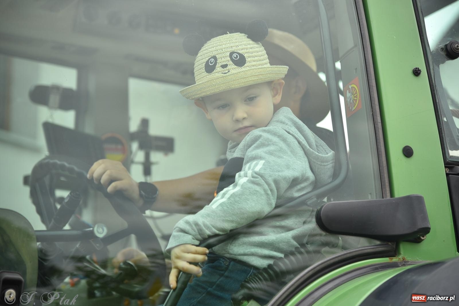 Zdjęcie w galerii na portalu naszraciborz.pl: Dożynki w Krzanowicach już za nami – zdjęcia na bis! wiadomości z regionu