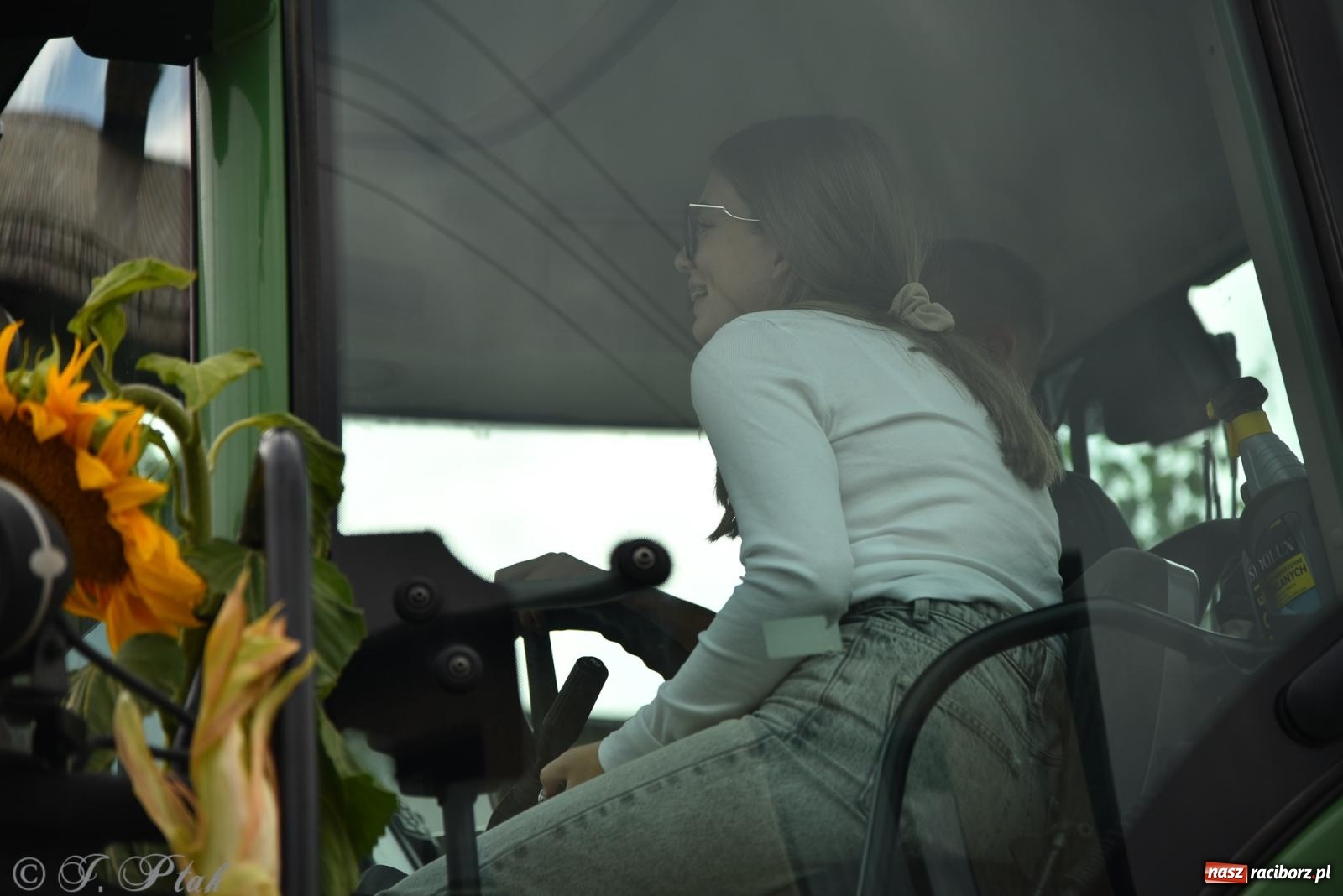 Zdjęcie w galerii na portalu naszraciborz.pl: Dożynki w Krzanowicach już za nami – zdjęcia na bis! wiadomości z regionu