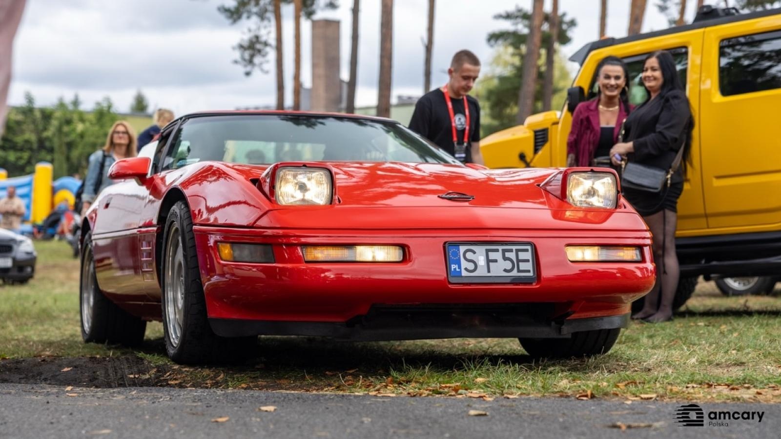 Zdjęcie w galerii na portalu naszraciborz.pl: Zlot motoryzacyjny w Kuźni Raciborskiej – zdjęcia z wydarzenia wiadomości z regionu