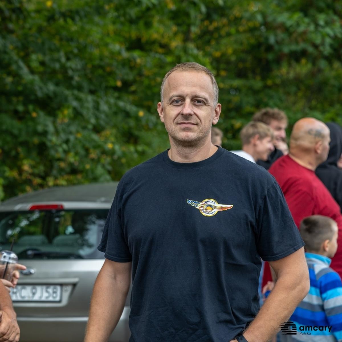 Zdjęcie w galerii na portalu naszraciborz.pl: Zlot motoryzacyjny w Kuźni Raciborskiej – zdjęcia z wydarzenia wiadomości z regionu