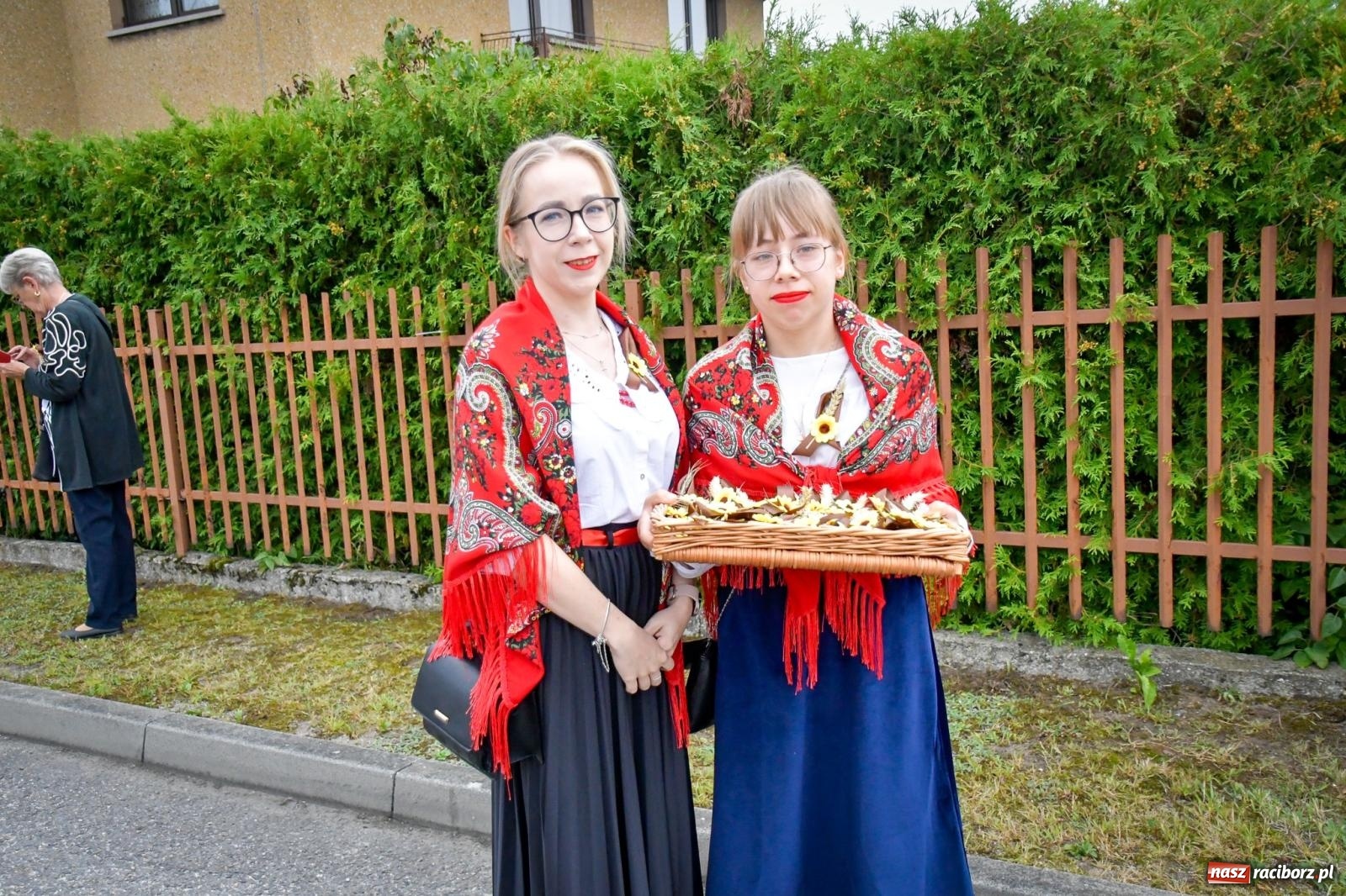 Zdjęcie w galerii na portalu naszraciborz.pl: Dożynki w Nędzy – święto plonów z muzyką i tańcem na bis! wiadomości z regionu