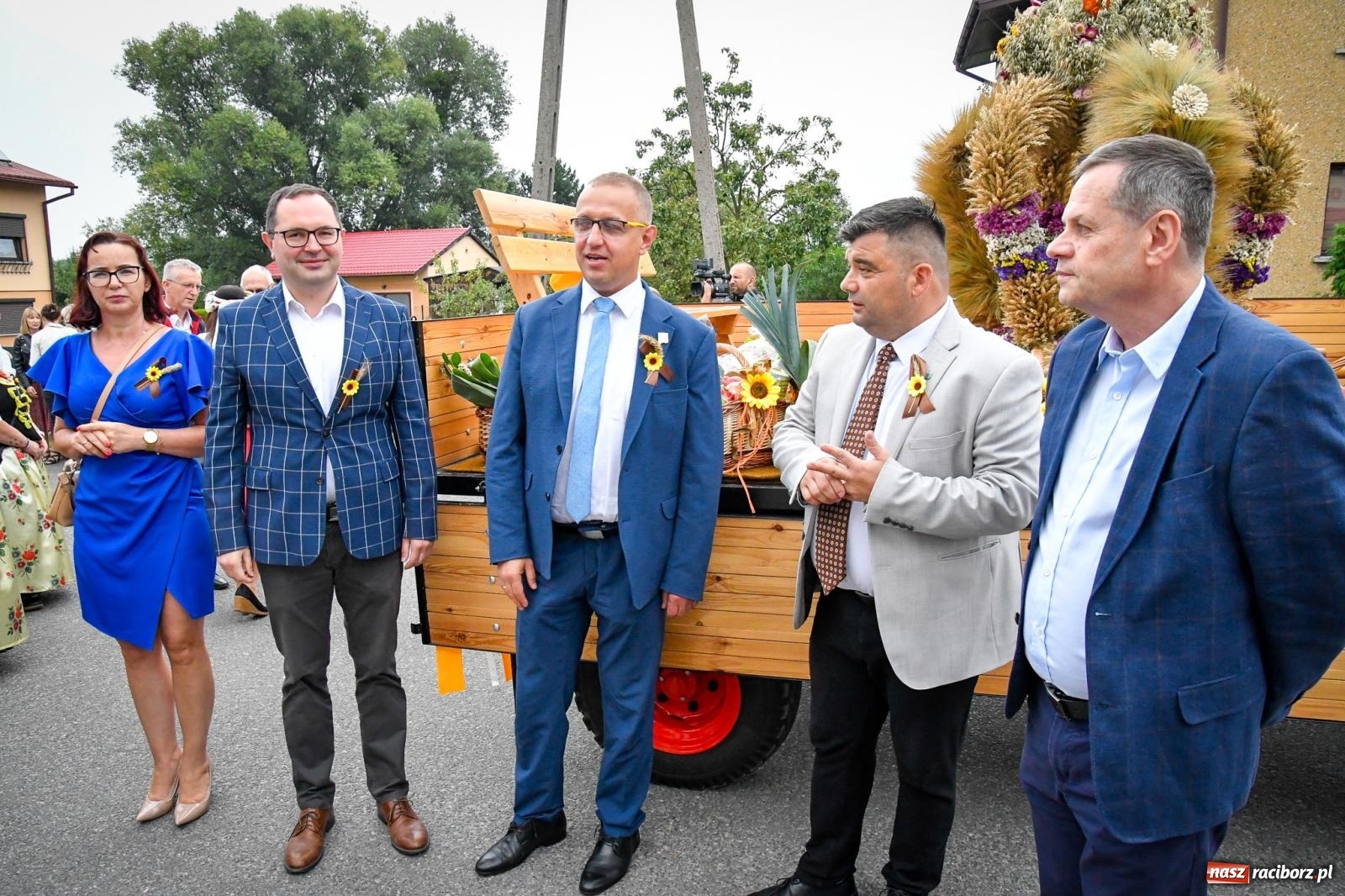 Zdjęcie w galerii na portalu naszraciborz.pl: Dożynki w Nędzy – święto plonów z muzyką i tańcem na bis! wiadomości z regionu