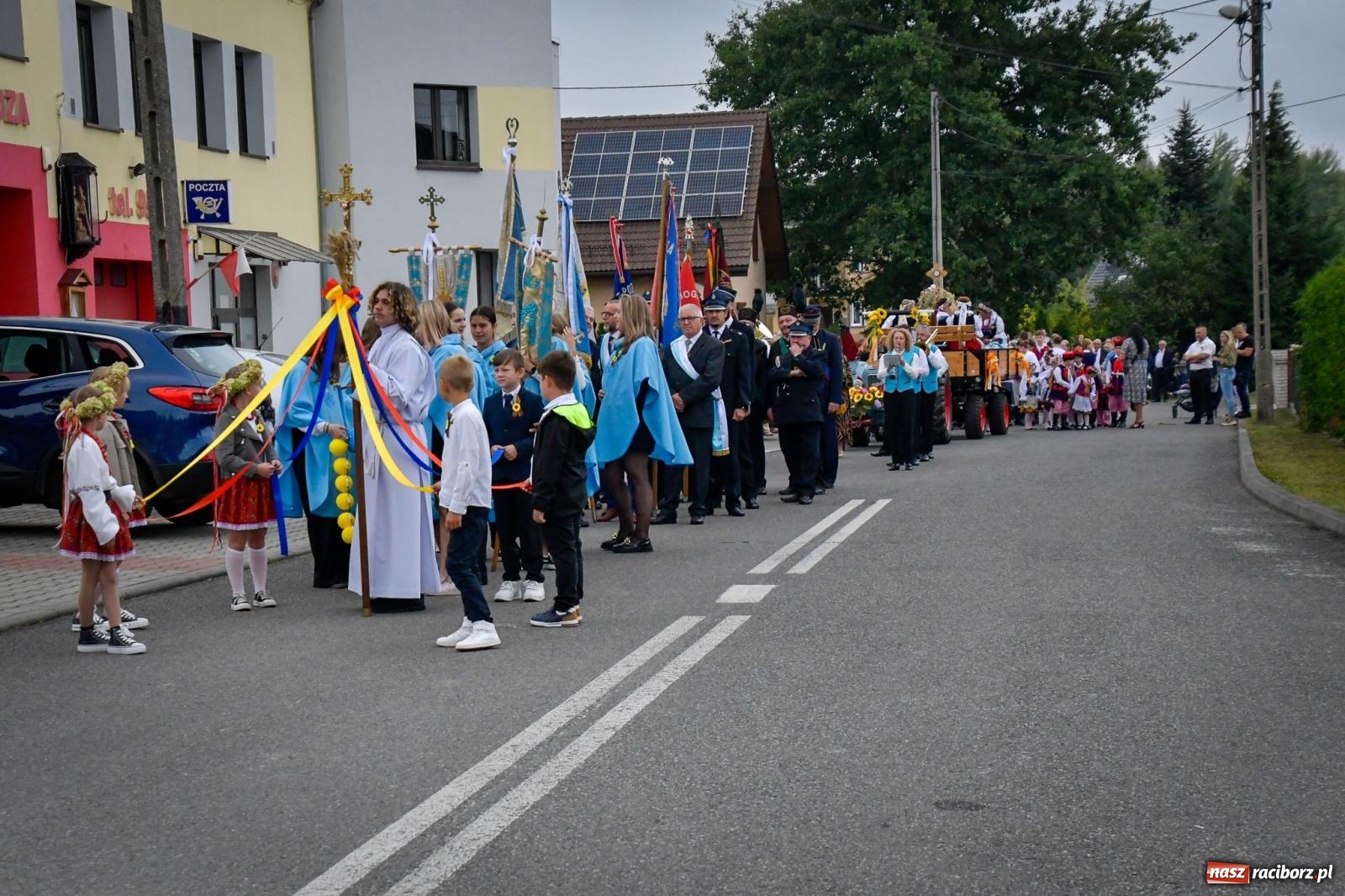 Zdjęcie w galerii na portalu naszraciborz.pl: Dożynki w Nędzy – święto plonów z muzyką i tańcem na bis! wiadomości z regionu
