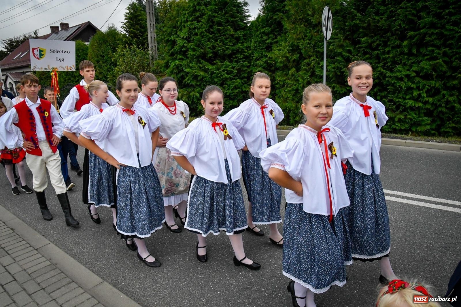 Zdjęcie w galerii na portalu naszraciborz.pl: Dożynki w Nędzy – święto plonów z muzyką i tańcem na bis! wiadomości z regionu