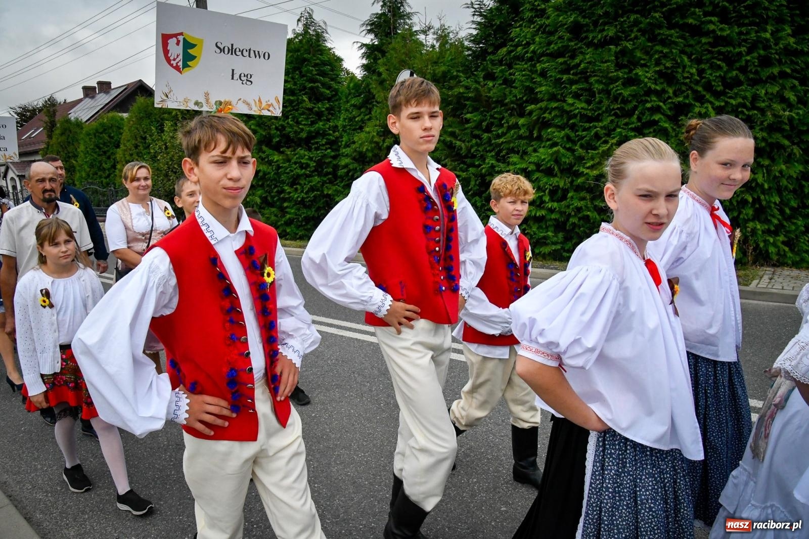 Zdjęcie w galerii na portalu naszraciborz.pl: Dożynki w Nędzy – święto plonów z muzyką i tańcem na bis! wiadomości z regionu