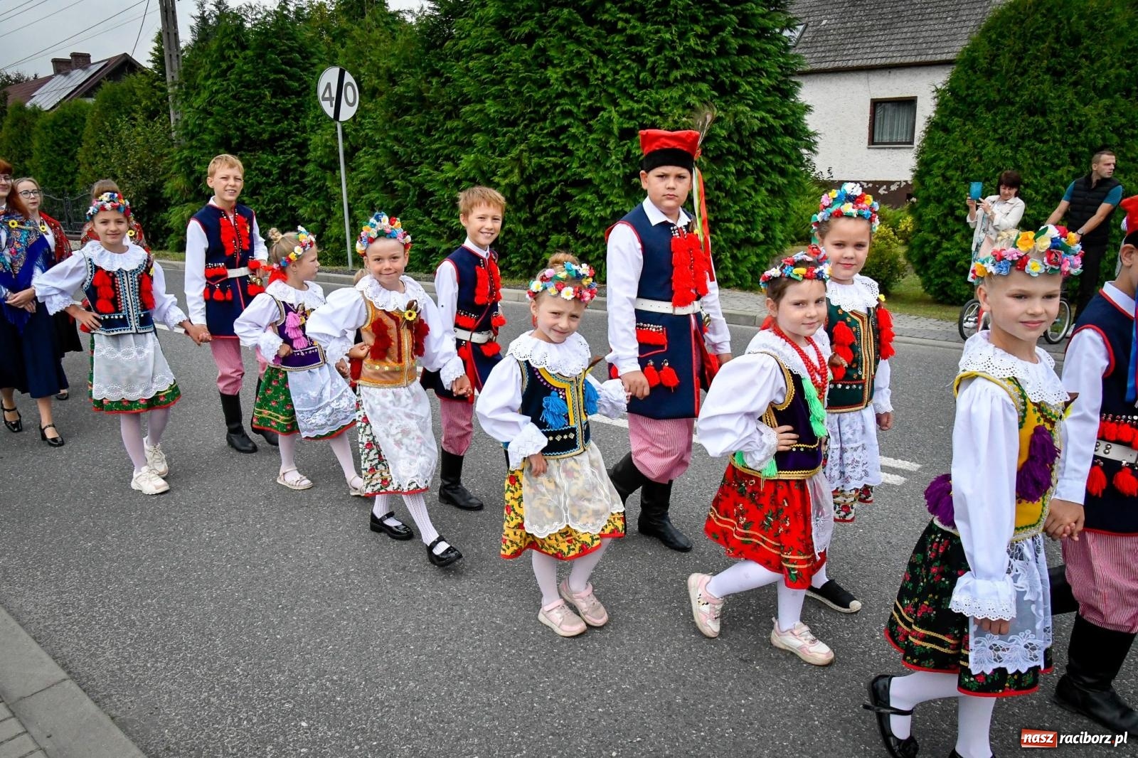 Zdjęcie w galerii na portalu naszraciborz.pl: Dożynki w Nędzy – święto plonów z muzyką i tańcem na bis! wiadomości z regionu