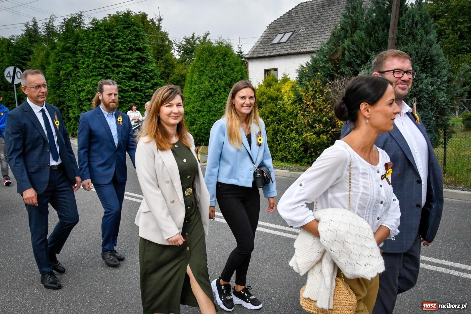 Zdjęcie w galerii na portalu naszraciborz.pl: Dożynki w Nędzy – święto plonów z muzyką i tańcem na bis! wiadomości z regionu