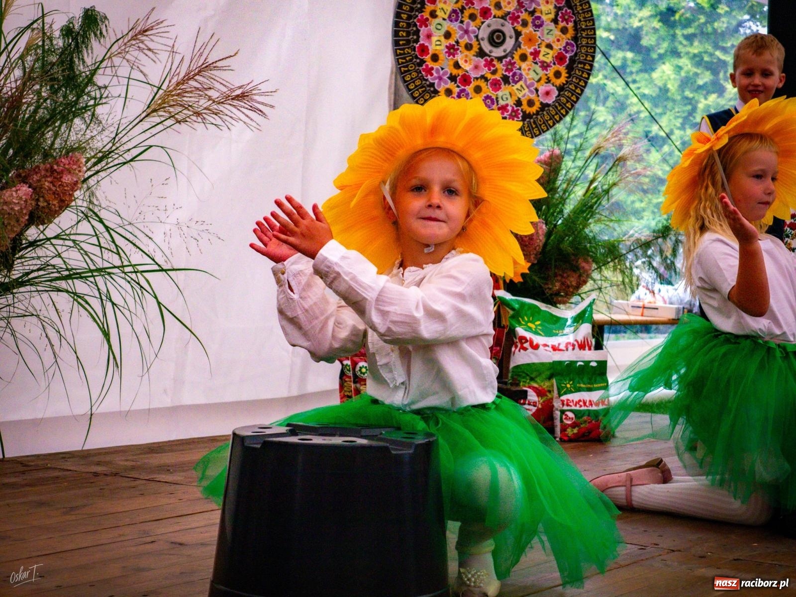 Zdjęcie w galerii na portalu naszraciborz.pl: Dożynki w Nędzy – święto plonów z muzyką i tańcem na bis! wiadomości z regionu