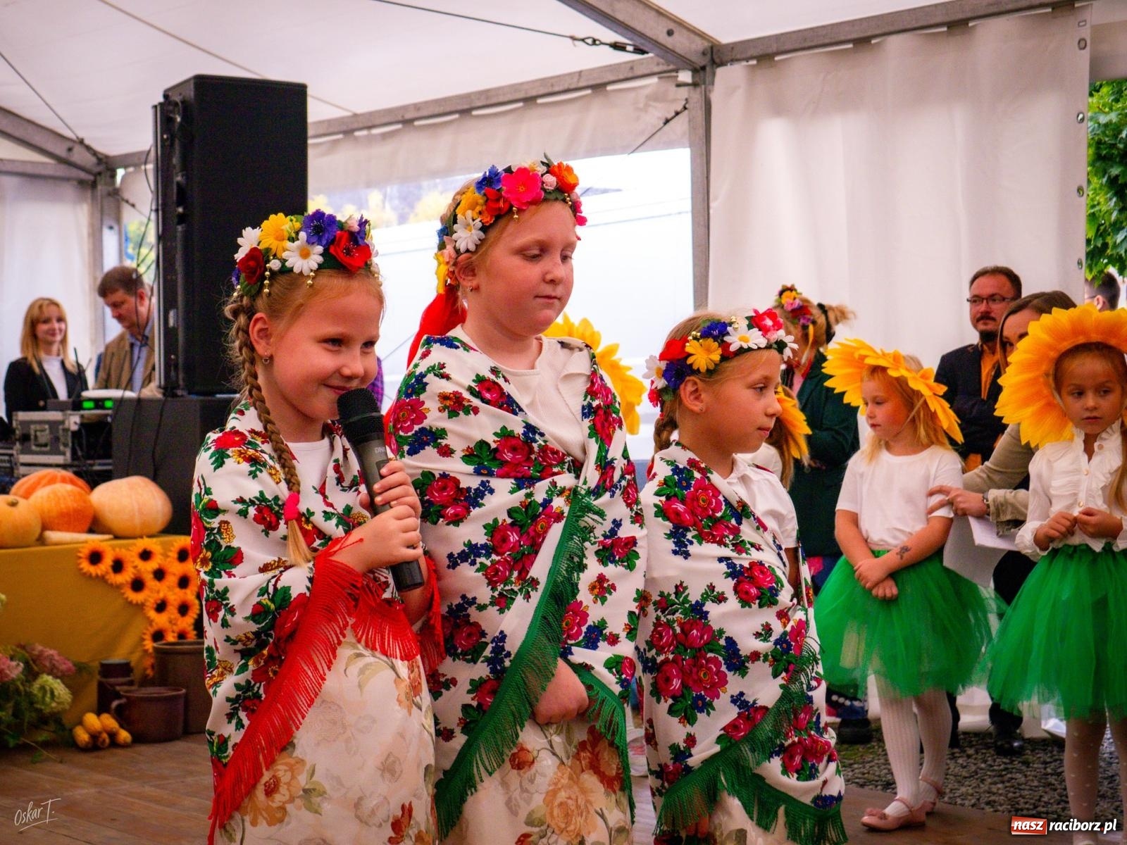 Zdjęcie w galerii na portalu naszraciborz.pl: Dożynki w Nędzy – święto plonów z muzyką i tańcem na bis! wiadomości z regionu