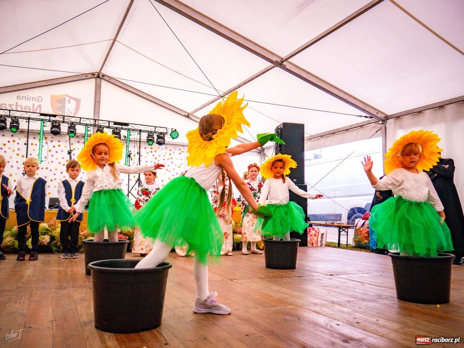 Zdjęcie w galerii na portalu naszraciborz.pl: Dożynki w Nędzy – święto plonów z muzyką i tańcem na bis! wiadomości z regionu