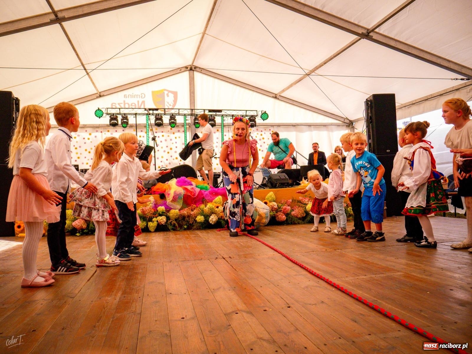 Zdjęcie w galerii na portalu naszraciborz.pl: Dożynki w Nędzy – święto plonów z muzyką i tańcem na bis! wiadomości z regionu