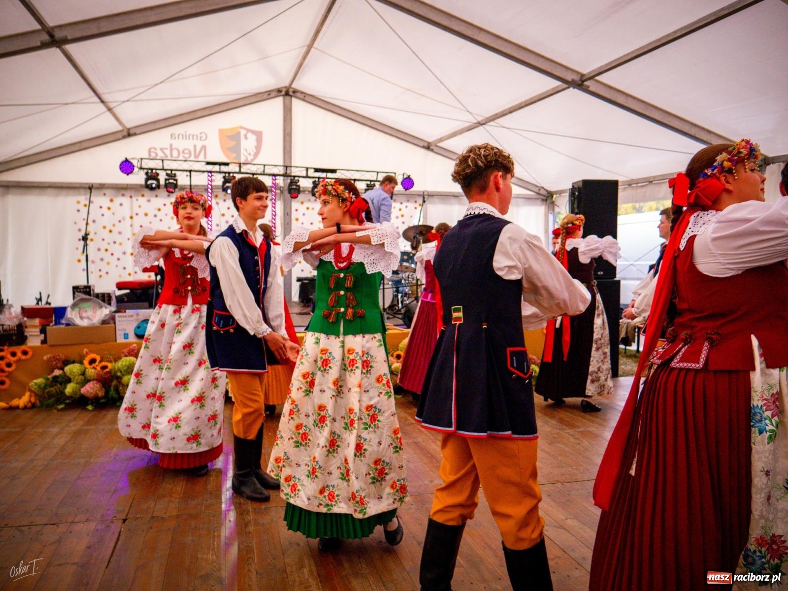 Zdjęcie w galerii na portalu naszraciborz.pl: Dożynki w Nędzy – święto plonów z muzyką i tańcem na bis! wiadomości z regionu