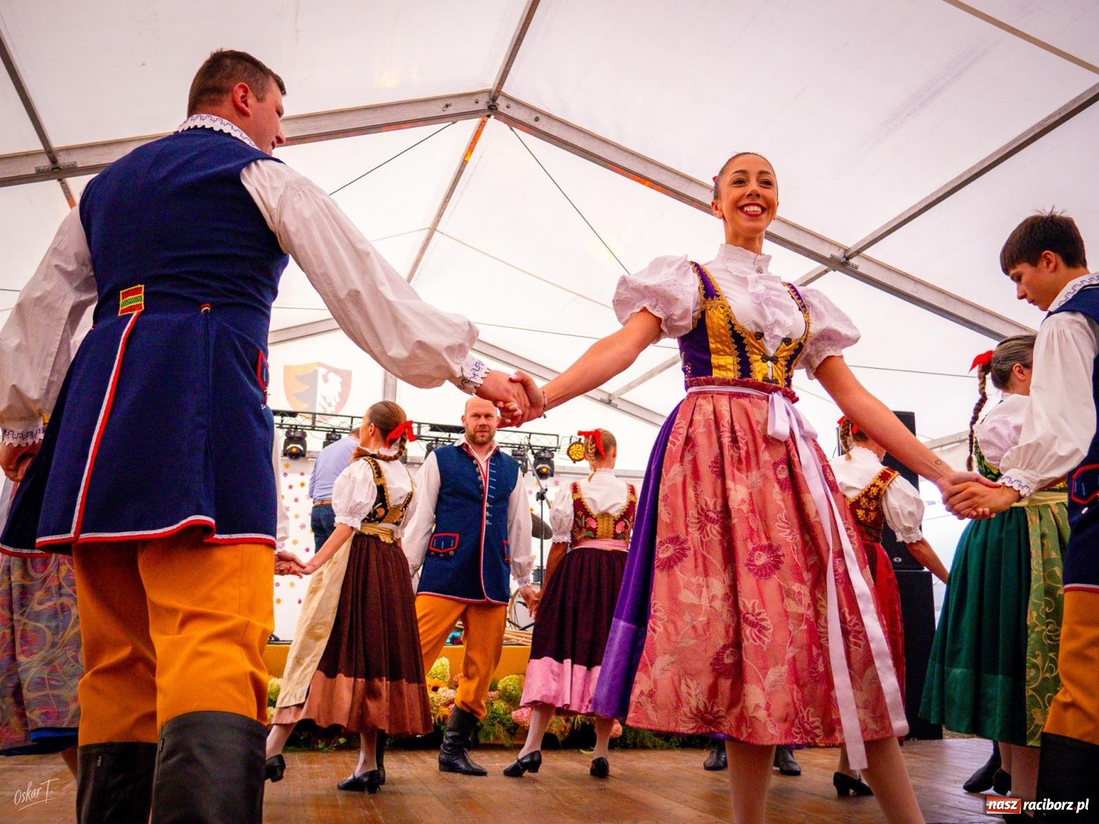 Zdjęcie w galerii na portalu naszraciborz.pl: Dożynki w Nędzy – święto plonów z muzyką i tańcem na bis! wiadomości z regionu