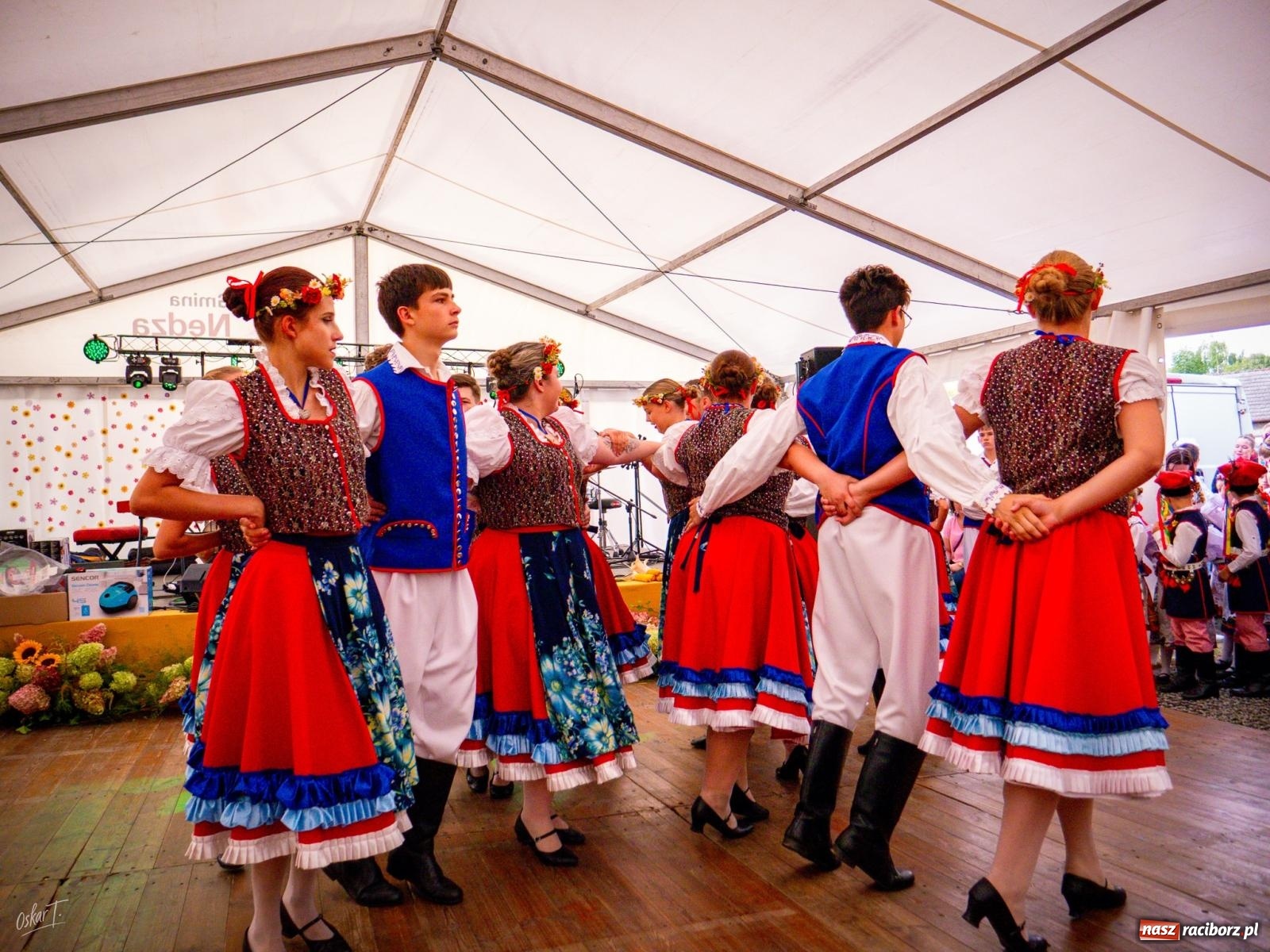 Zdjęcie w galerii na portalu naszraciborz.pl: Dożynki w Nędzy – święto plonów z muzyką i tańcem na bis! wiadomości z regionu