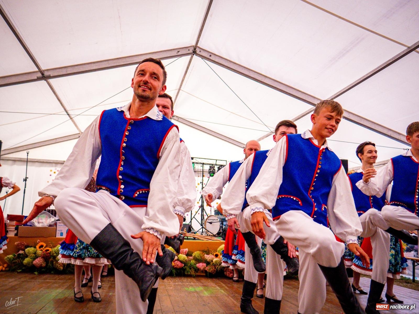 Zdjęcie w galerii na portalu naszraciborz.pl: Dożynki w Nędzy – święto plonów z muzyką i tańcem na bis! wiadomości z regionu