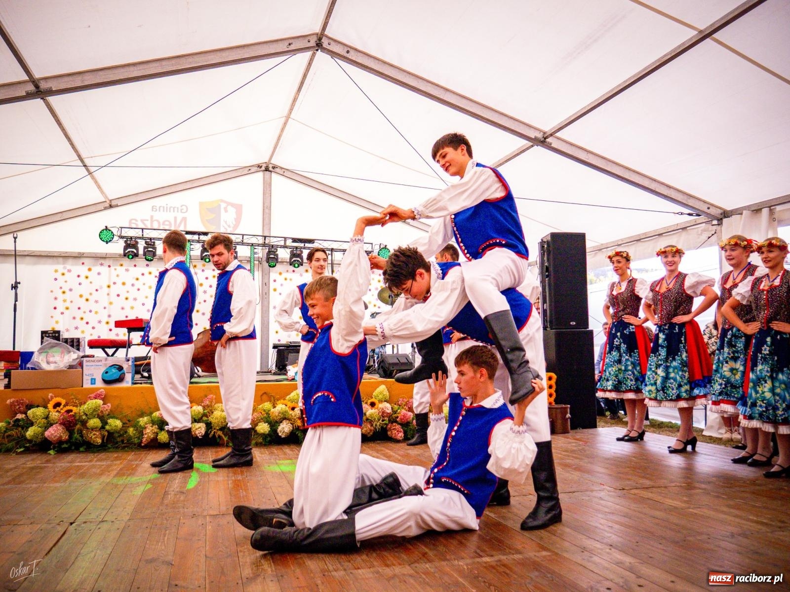 Zdjęcie w galerii na portalu naszraciborz.pl: Dożynki w Nędzy – święto plonów z muzyką i tańcem na bis! wiadomości z regionu
