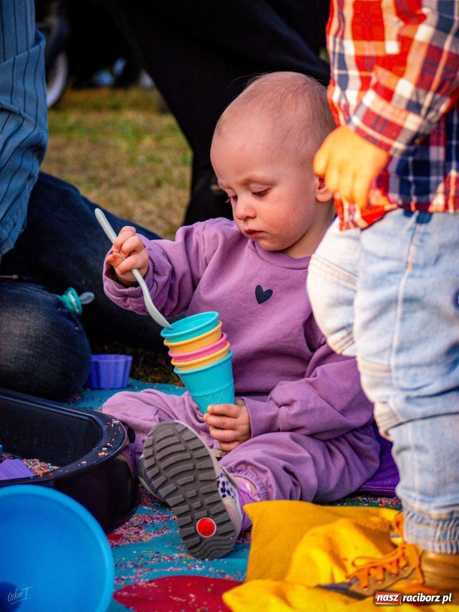 Zdjęcie w galerii na portalu naszraciborz.pl: Dożynki w Nędzy – święto plonów z muzyką i tańcem na bis! wiadomości z regionu