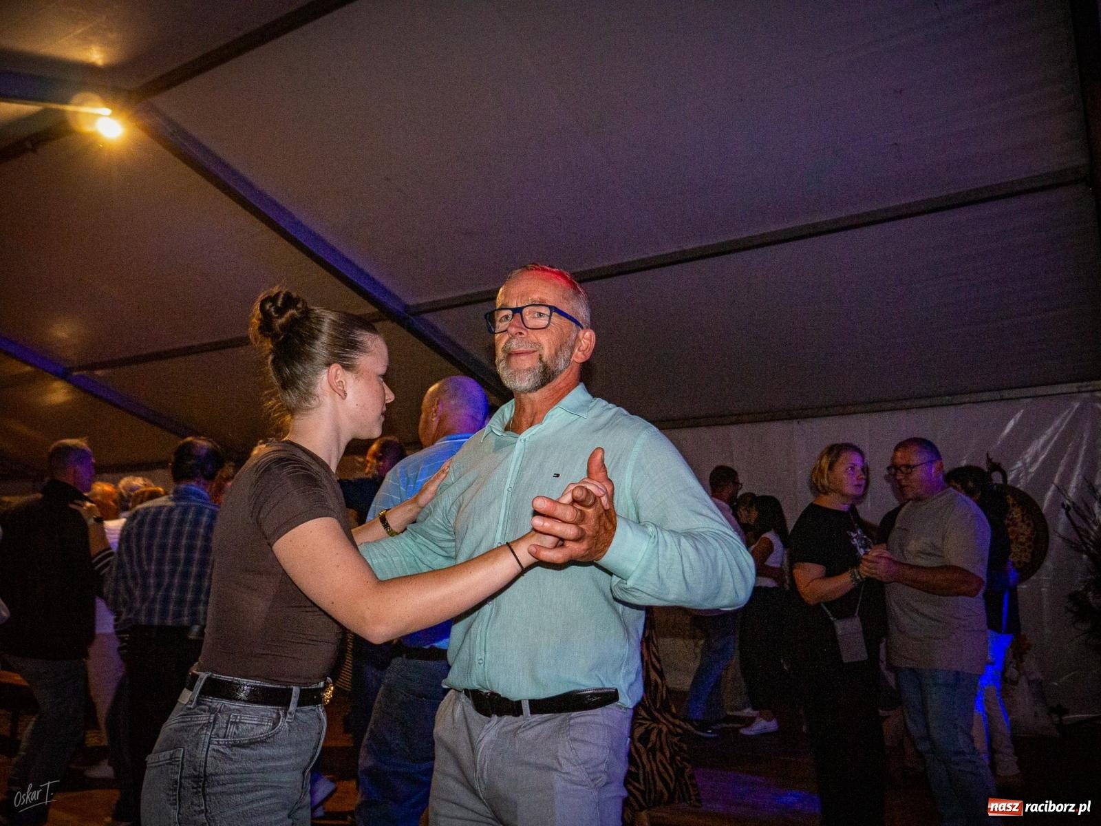 Zdjęcie w galerii na portalu naszraciborz.pl: Dożynki w Nędzy – święto plonów z muzyką i tańcem na bis! wiadomości z regionu