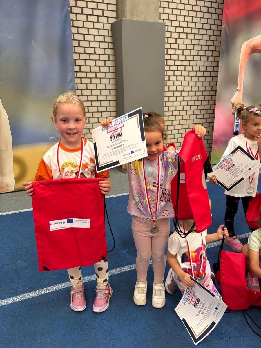 Zdjęcie w galerii na portalu naszraciborz.pl: Polsko-Czeska Akademia Ruchu w ZSOMS wiadomości z regionu