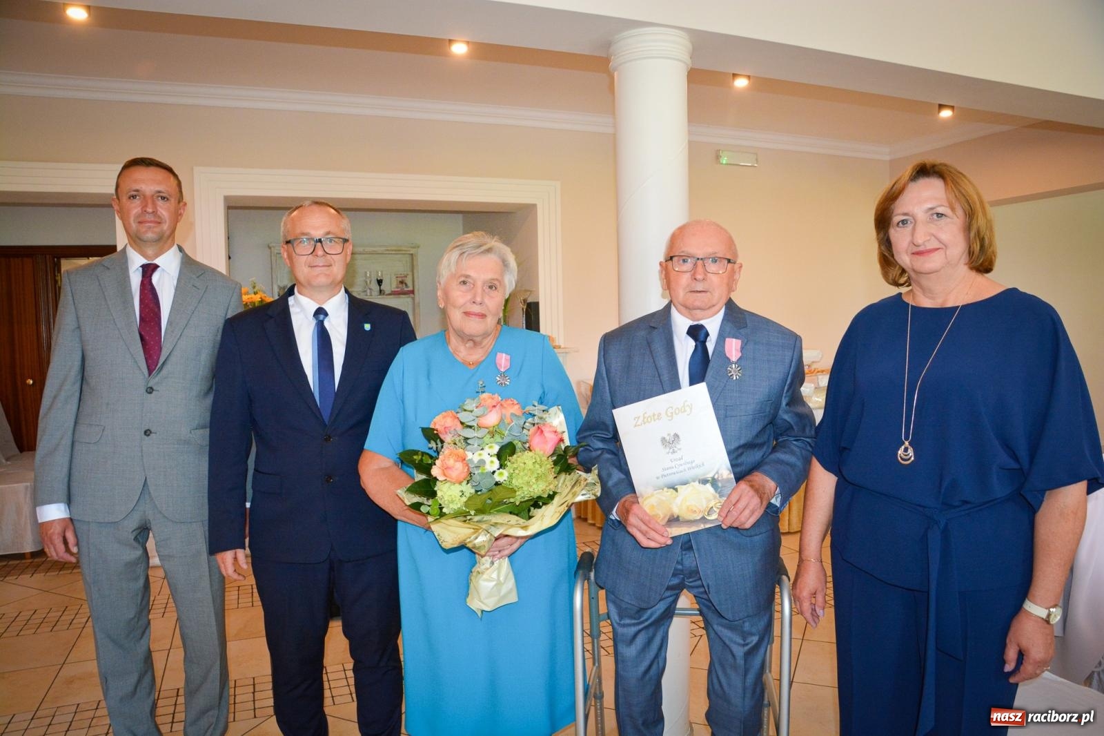 Zdjęcie w galerii na portalu naszraciborz.pl: Złote gody w Pietrowicach Wielkich. Dwanaście par uhonorowanych medalami [FOTO i WIDEO] wiadomości z regionu