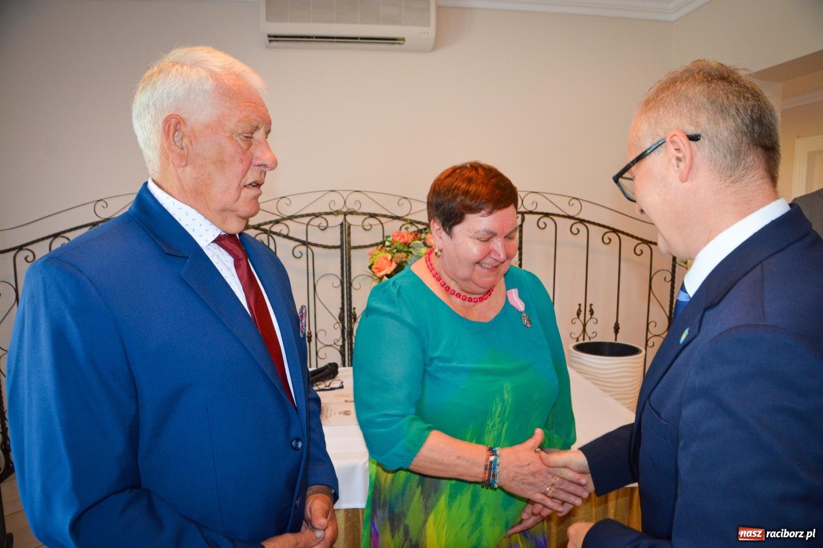 Zdjęcie w galerii na portalu naszraciborz.pl: Złote gody w Pietrowicach Wielkich. Dwanaście par uhonorowanych medalami [FOTO i WIDEO] wiadomości z regionu