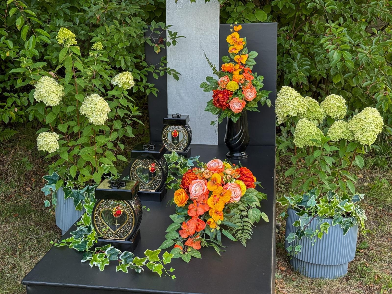 Zdjęcie w galerii na portalu naszraciborz.pl: Polska tradycja coraz piękniejsza – Wszystkich Świętych 2025 wiadomości z regionu