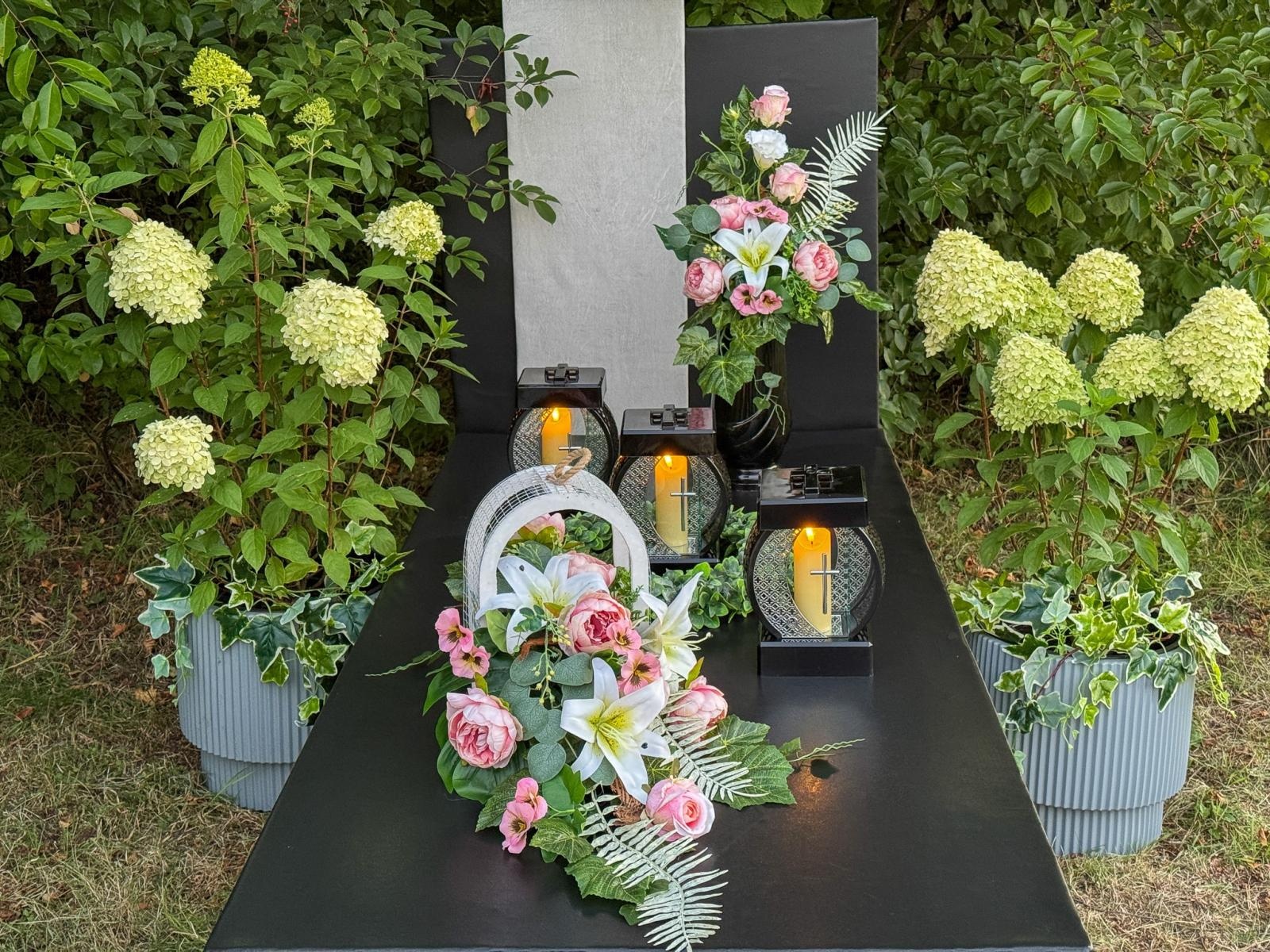 Zdjęcie w galerii na portalu naszraciborz.pl: Polska tradycja coraz piękniejsza – Wszystkich Świętych 2025 wiadomości z regionu