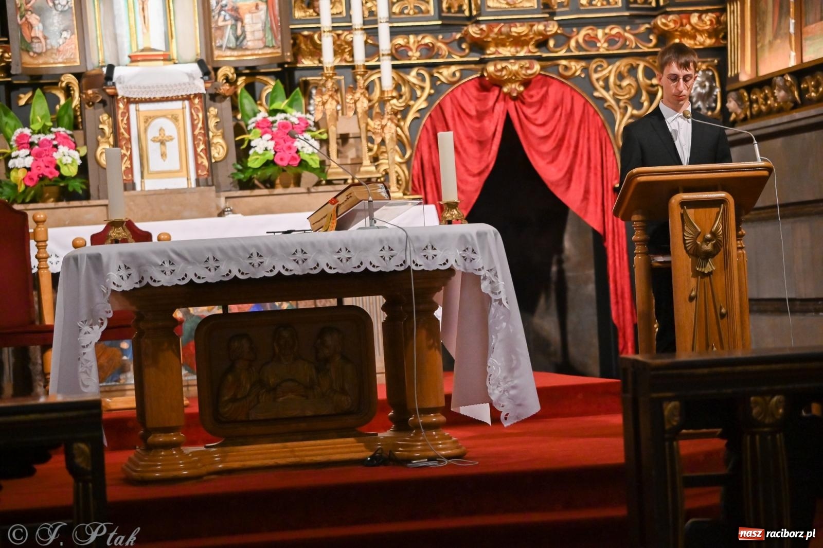 Zdjęcie w galerii na portalu naszraciborz.pl: Wirtuoz z Niemiec oczarował słuchaczy w Raciborzu wiadomości z regionu