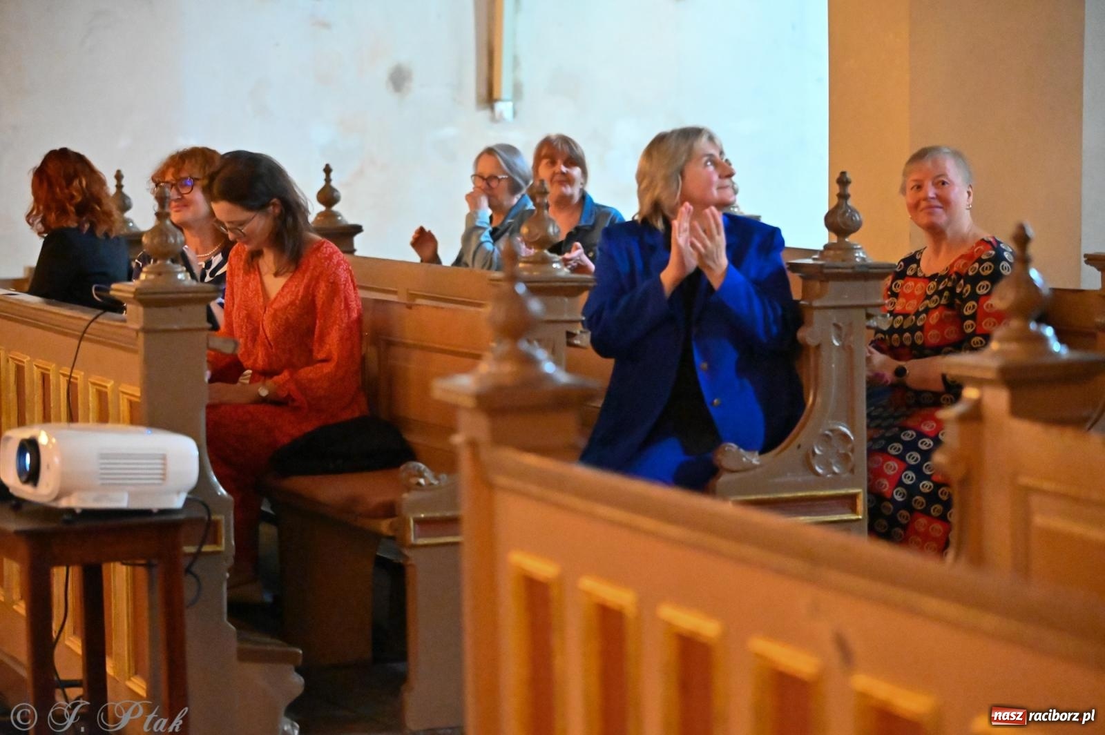 Zdjęcie w galerii na portalu naszraciborz.pl: Wirtuoz z Niemiec oczarował słuchaczy w Raciborzu wiadomości z regionu